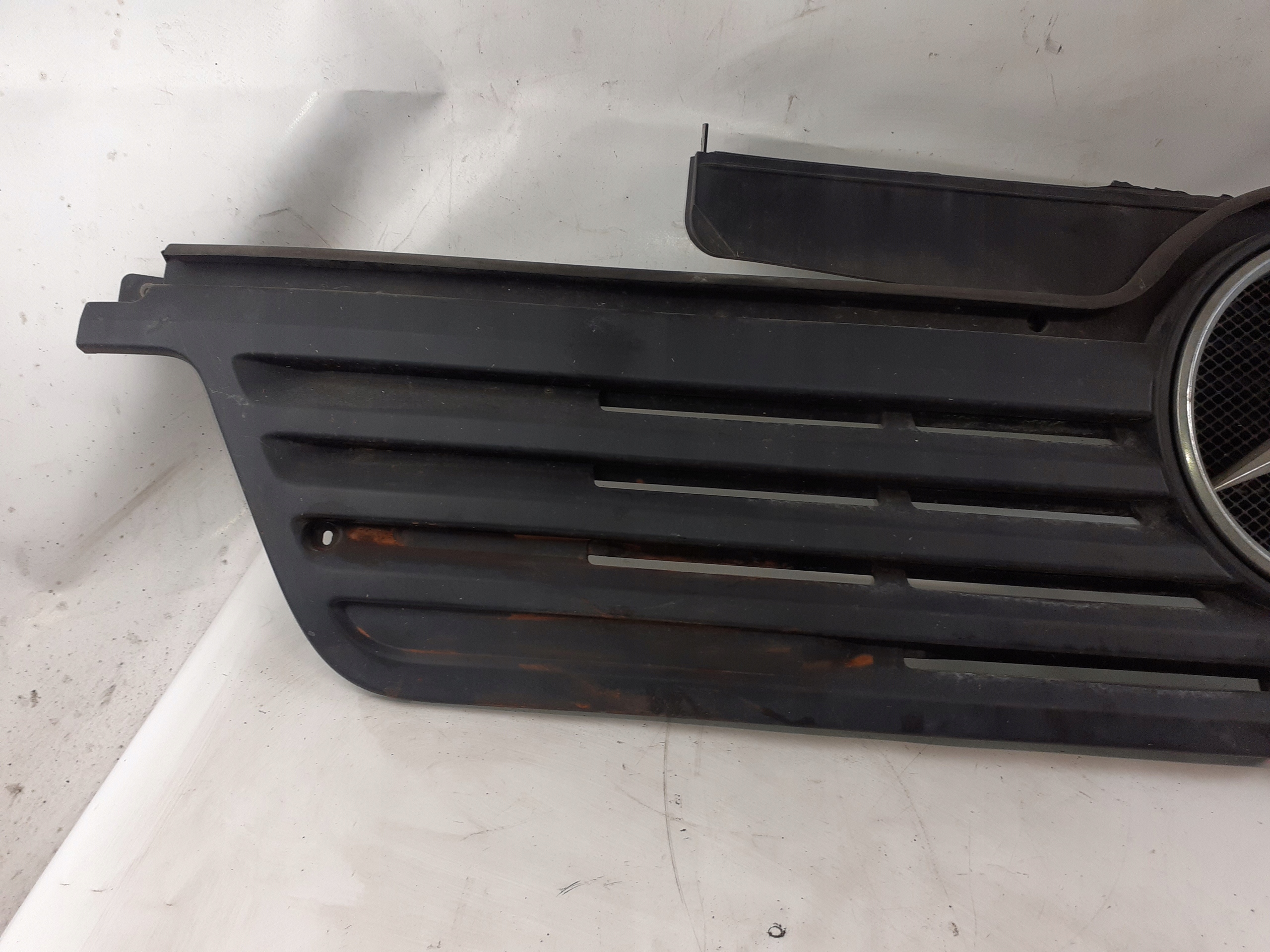 Mercedes-Benz ATEGO e OE A9738800185 GRIGLIA