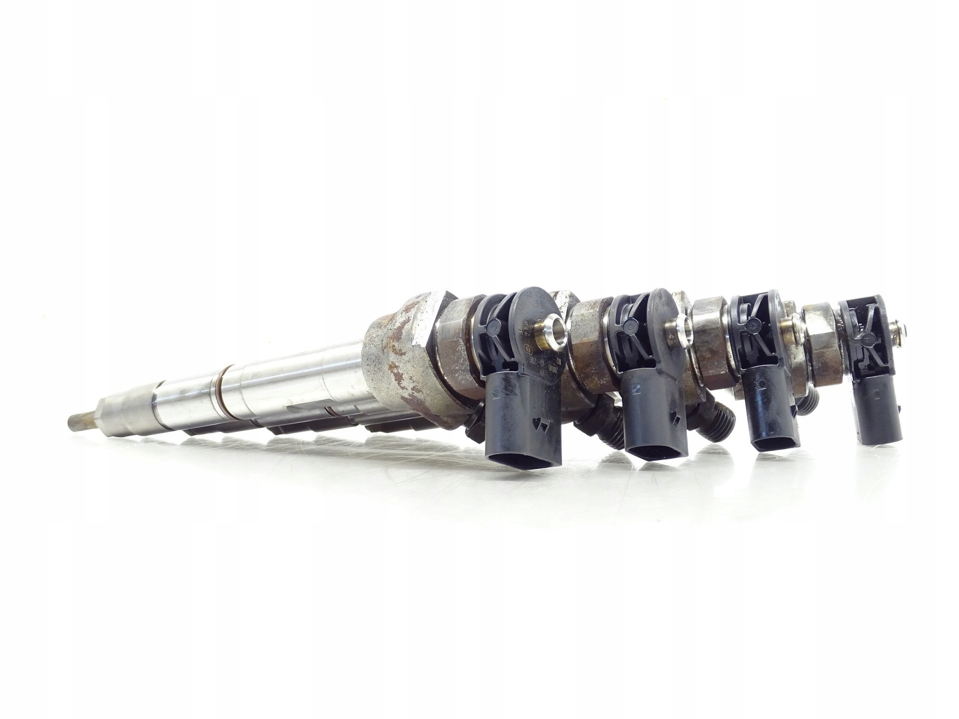 nozzle injector SKODA OCTAVIA IV 2.0 TDI 05L130277E