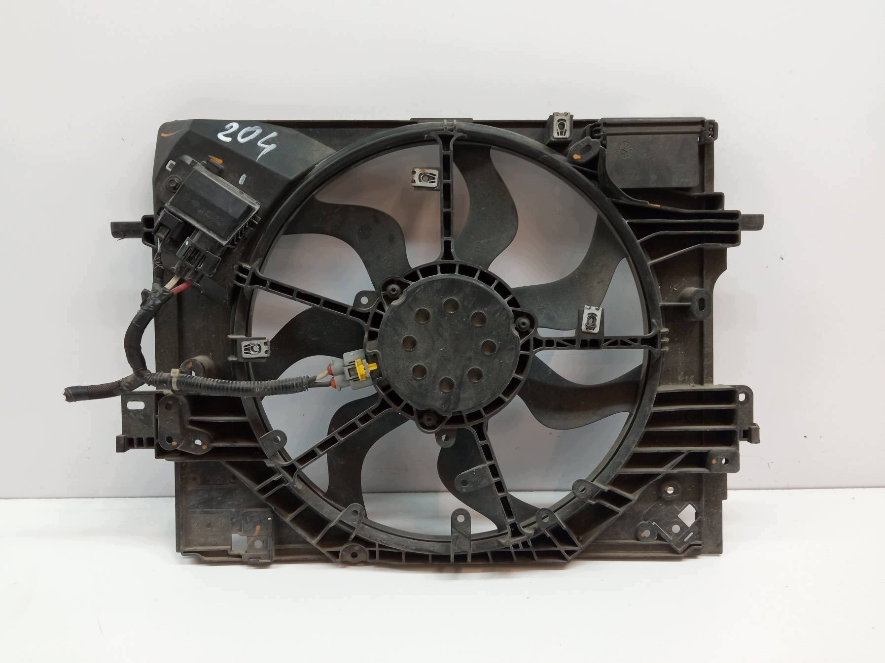 ventilátor chladiče 1.3 TCE RS 214810411R Renault Clio V (2019-)