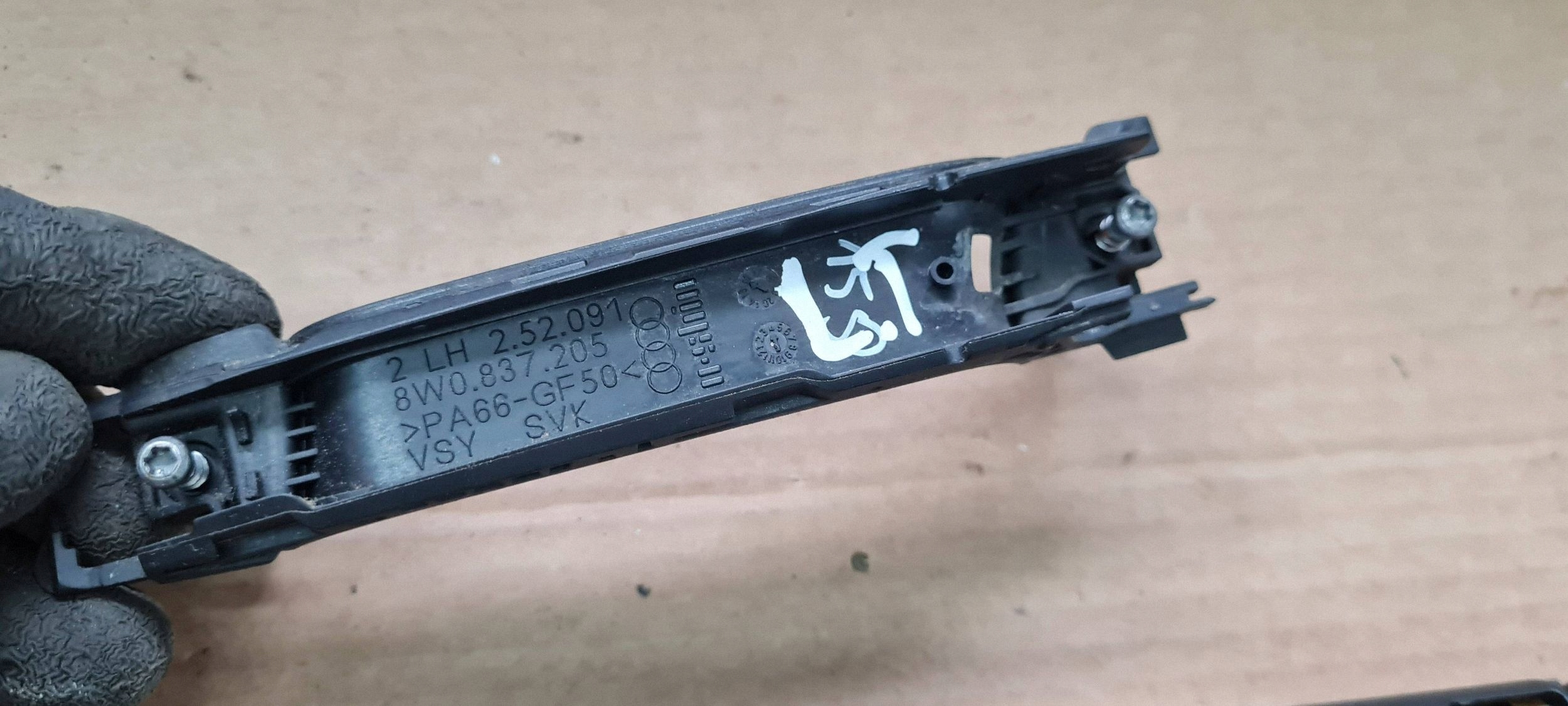 A4 B9 8W handle door left left rear part rear support LY3S 8W0837239 A5 8W