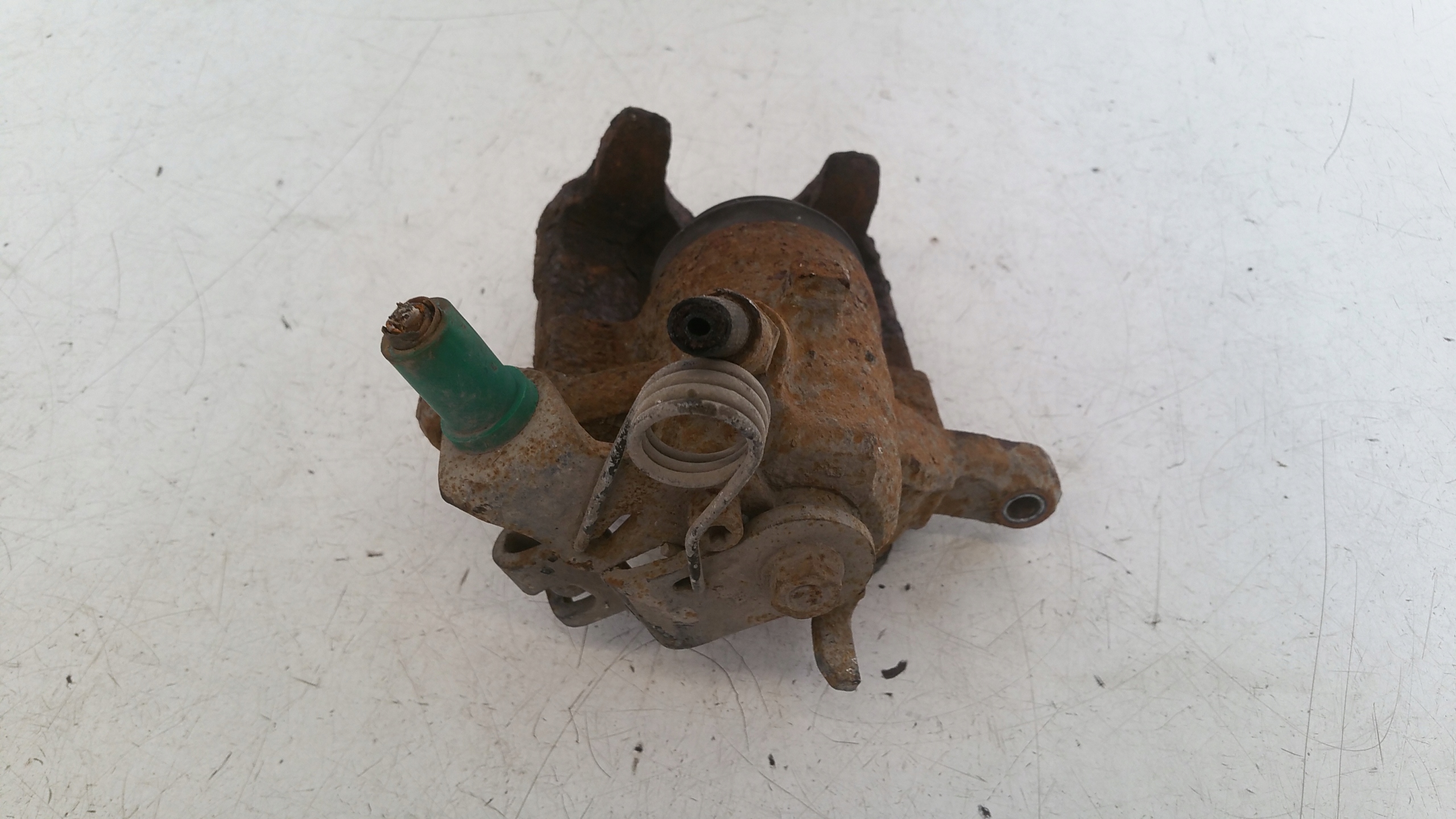 caliper right rear part Renault Trafic