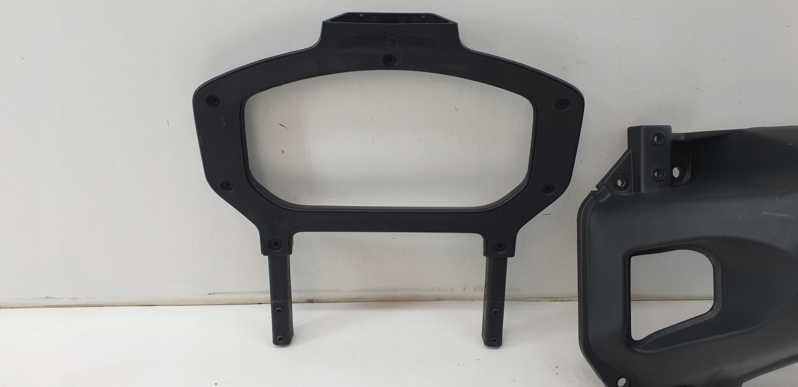 Console Support plaque Roues de la roue de secours JEEP WRANGLER IV 4 JL 68479195AD