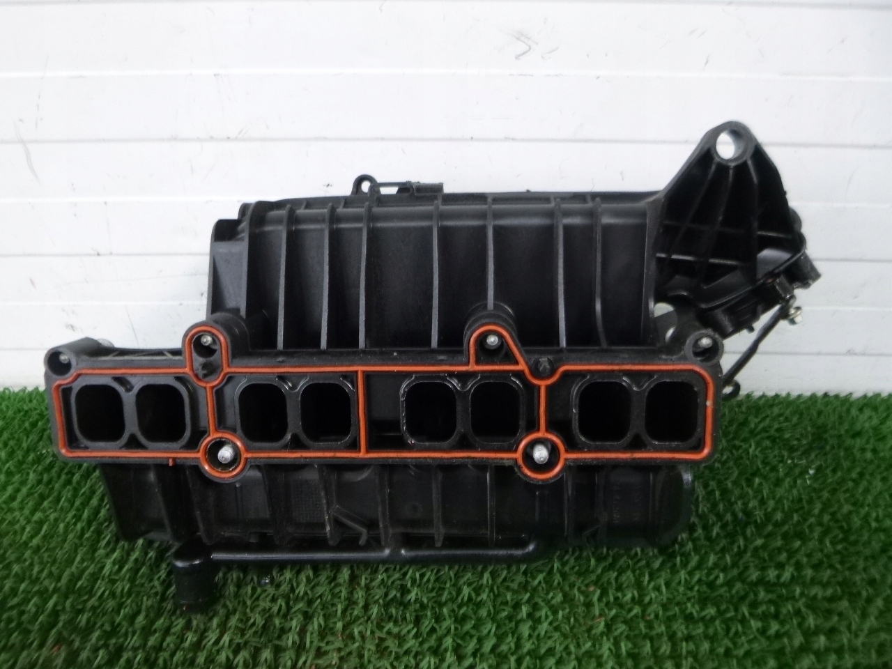 FORD FOCUS MK3 1.5 EB intake manifold DS7G-9424-GA