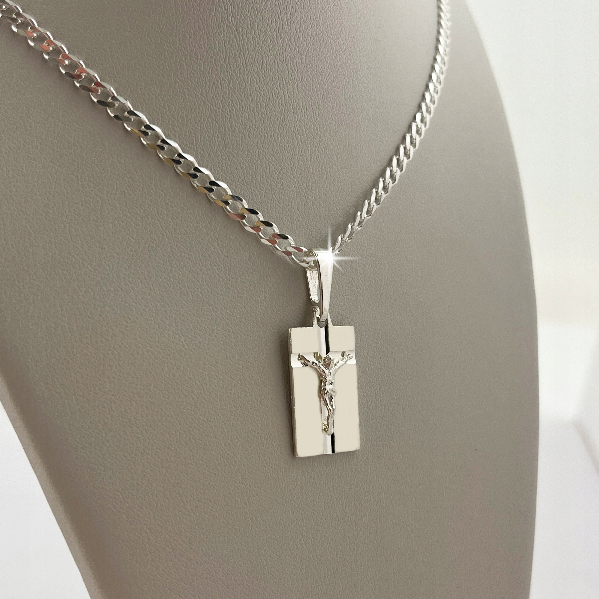 SREBRNY ŁAŃCUSZEK + MEDALIK JEZUS 925 + GRAWER CHRZEST KOMUNIA BIERZMOWANIE Materiał Srebro