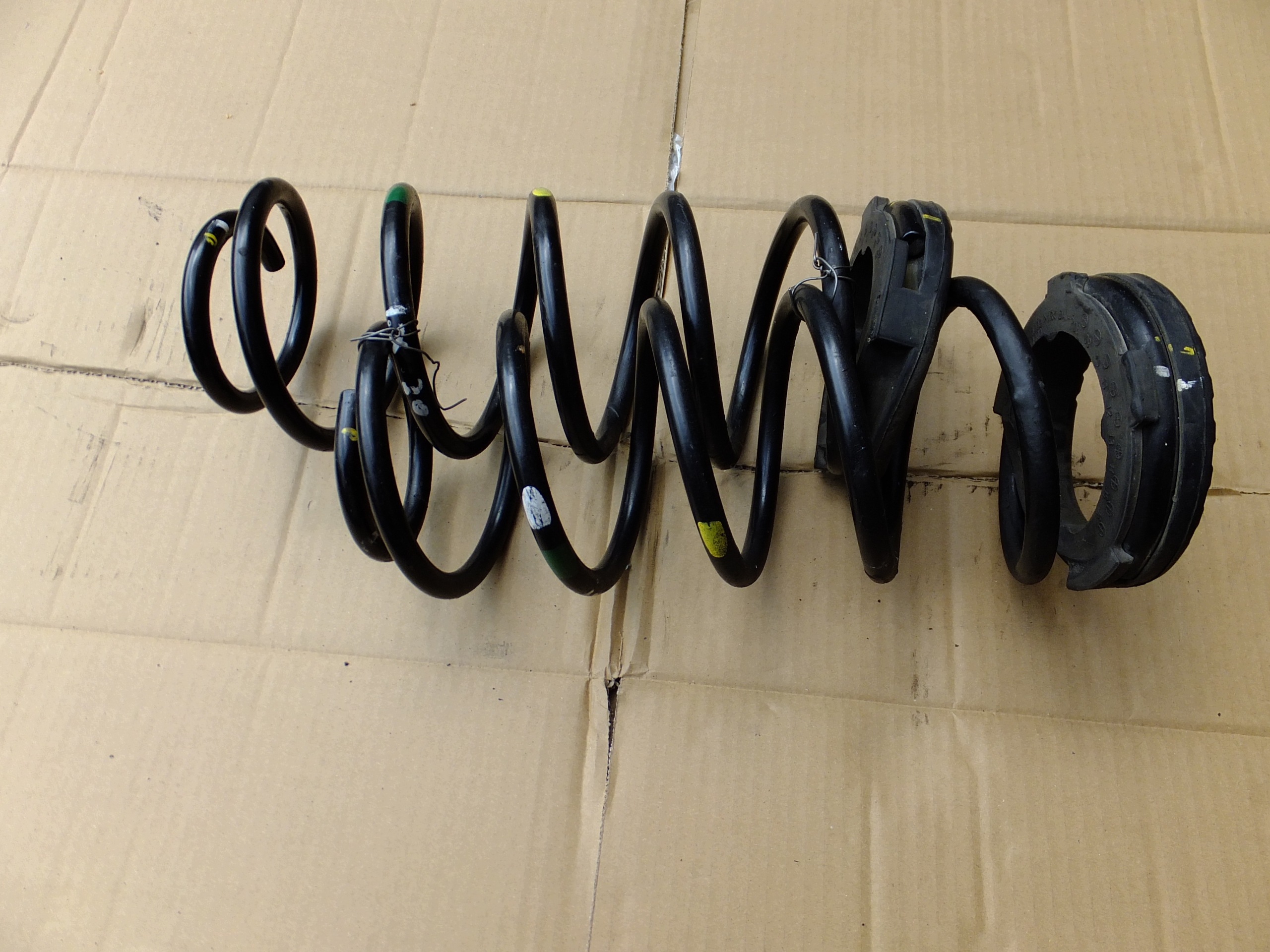 spring rear part komplet hyundai ix20 2014r