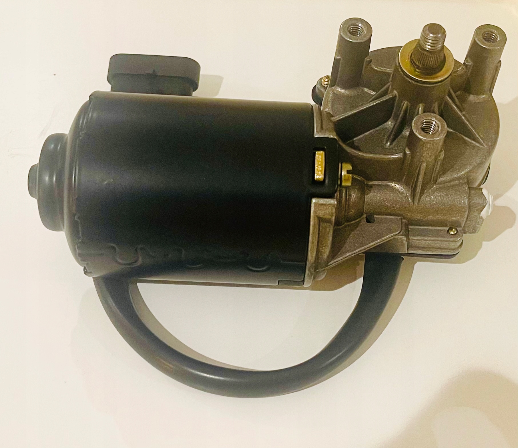 066863 - ДВИГАТЕЛЬ СТЕКЛООЧИСТИТЕЛЯ ПЕРЕДНИЙ POLONEZ LUBLIN