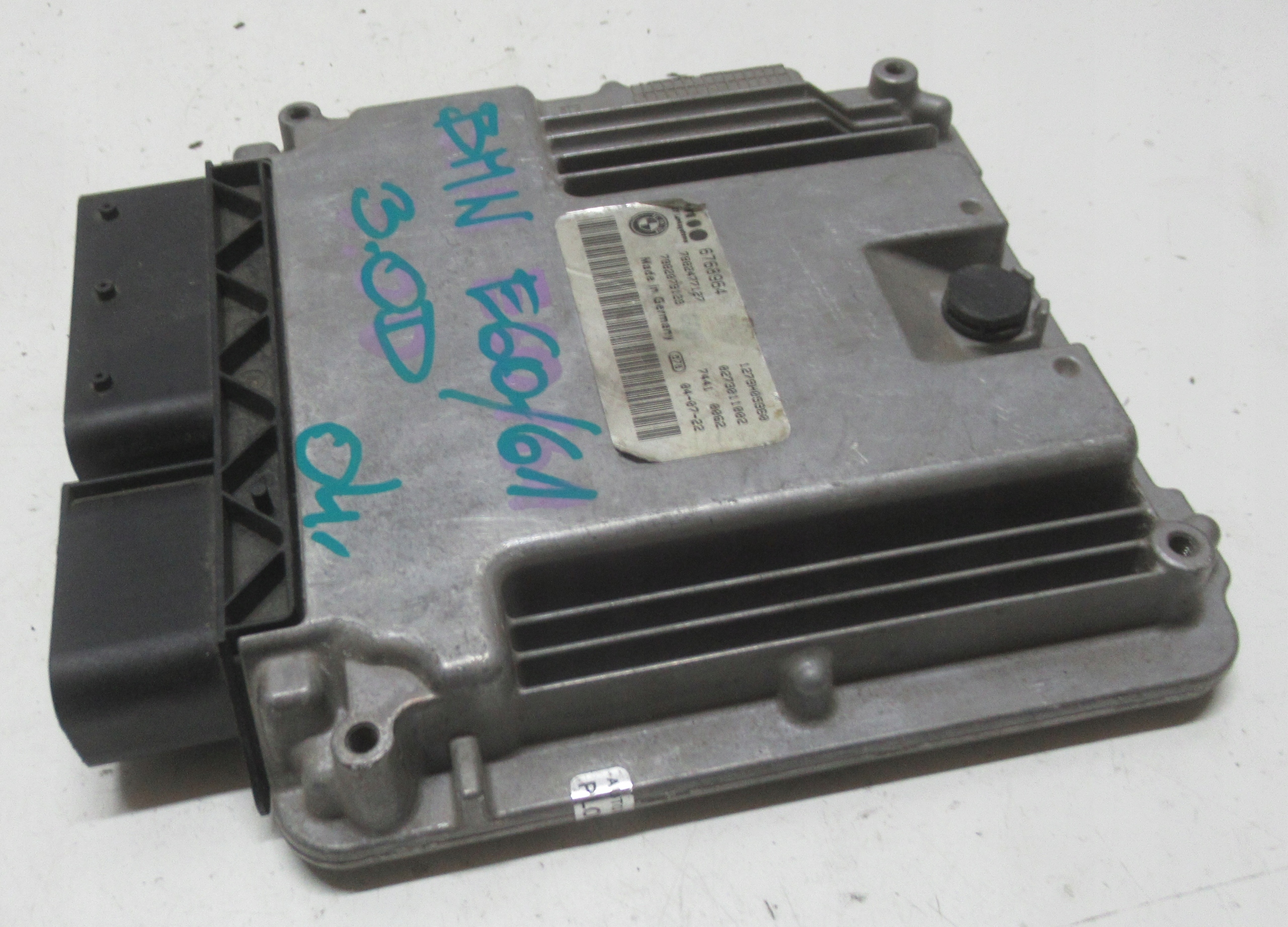 BMW E60 3.0 D 04R computer control unit of the engine 6768964