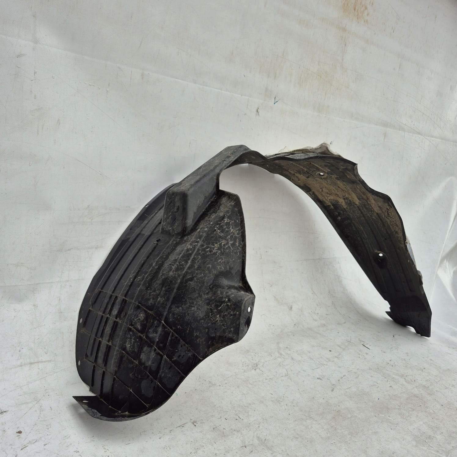HYUNDAI mudguard right rear part rear. 86825-BE000