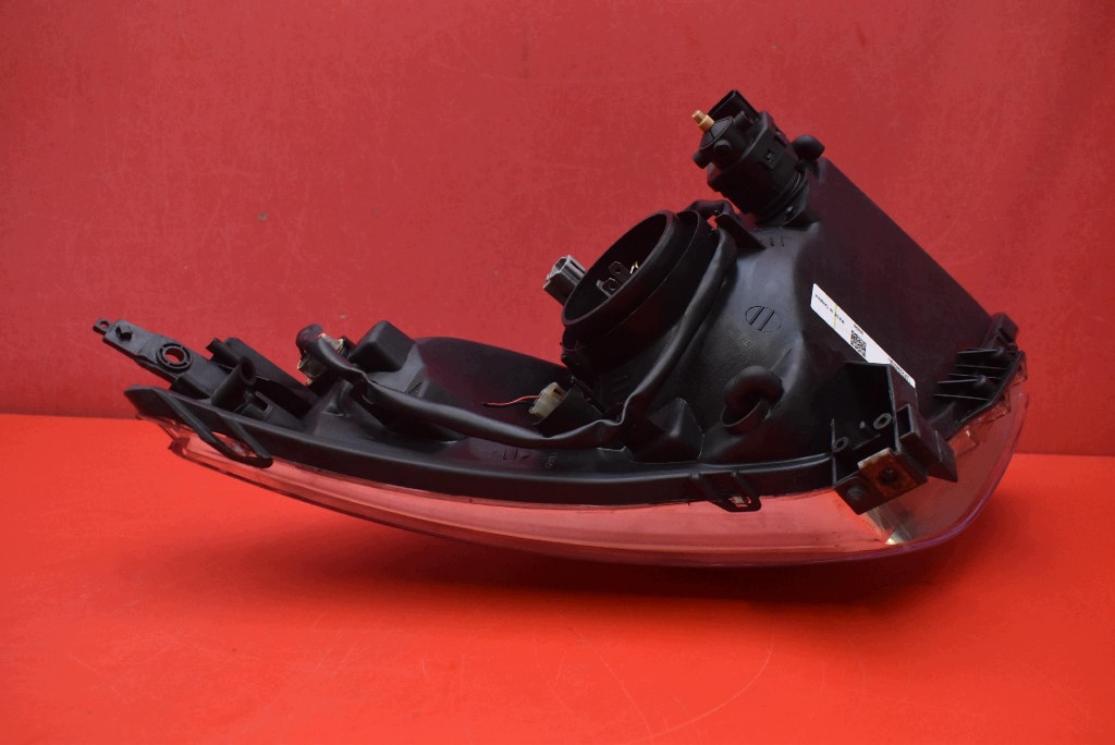 REFLEKTOR left light front EU SZ092-A201L SUZUKI SWIFT 4 IV MK6 04-10
