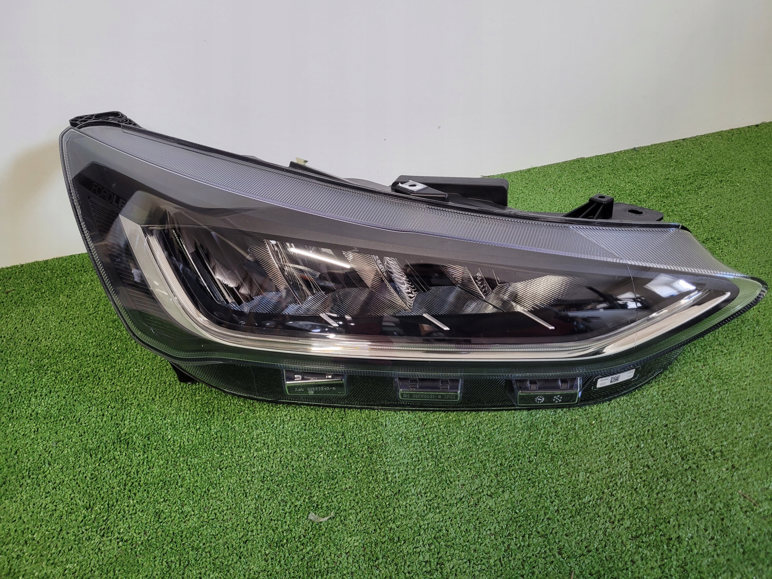 FORD FOCUS MK4 LIFT FULL LED LAMPA PRAWA REFLEKTOR PRAWY NX7B13E014CF