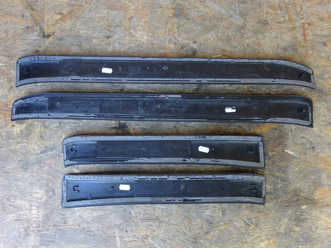 AUDI A4 B6 B7 LISTWY NAKŁADKI PROGOWE KOMPLET S-LINE Numer katalogowy oryginału 8E0853374E 8E0853373E 8E0853375E 8E0853376E 8E0853374B 8E0853373B 8E0853375B 8E0853376B