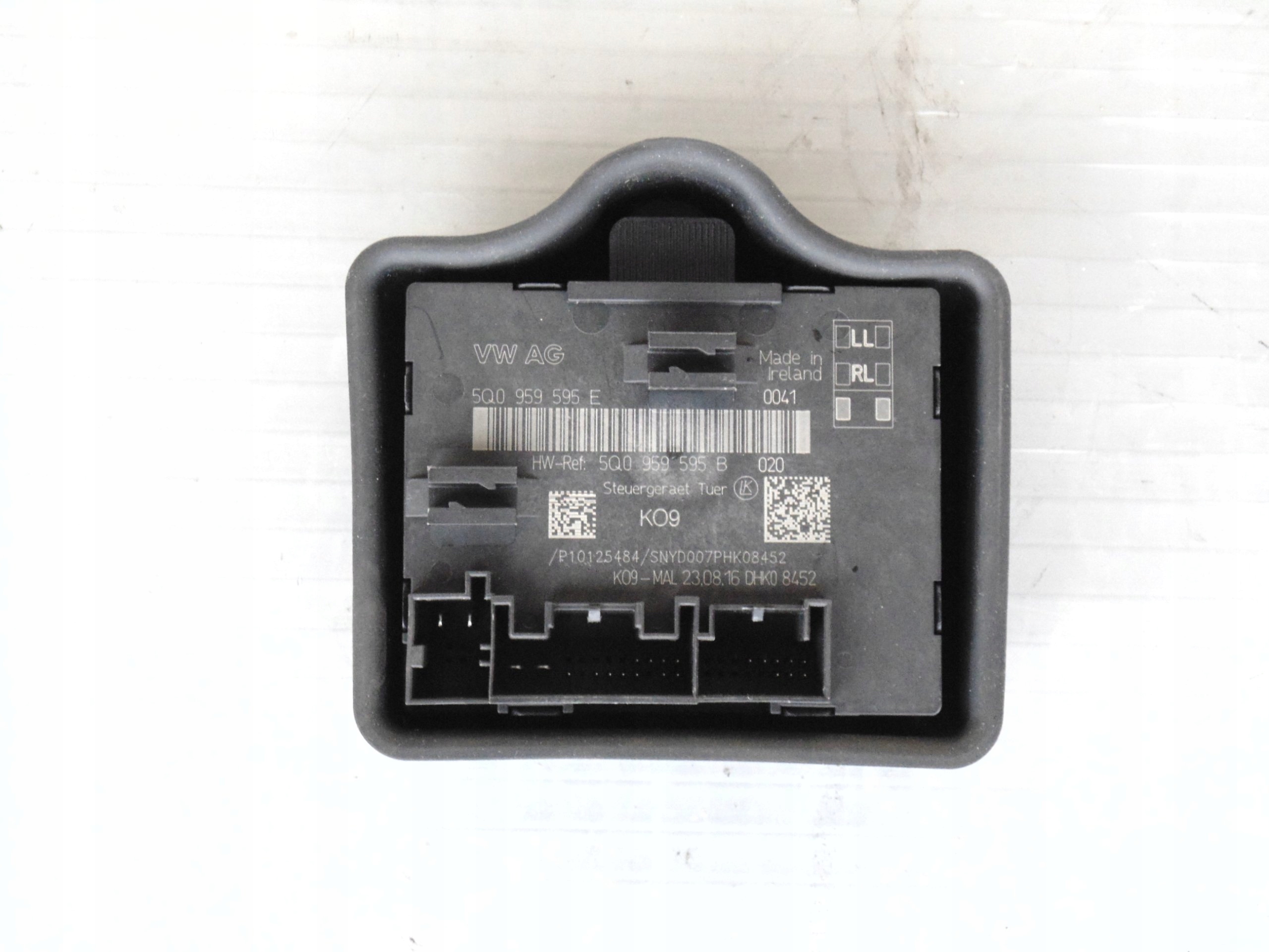 MODULE CONTROL UNIT DOOR 5Q0959595E AUDI VW SKODA 16R
