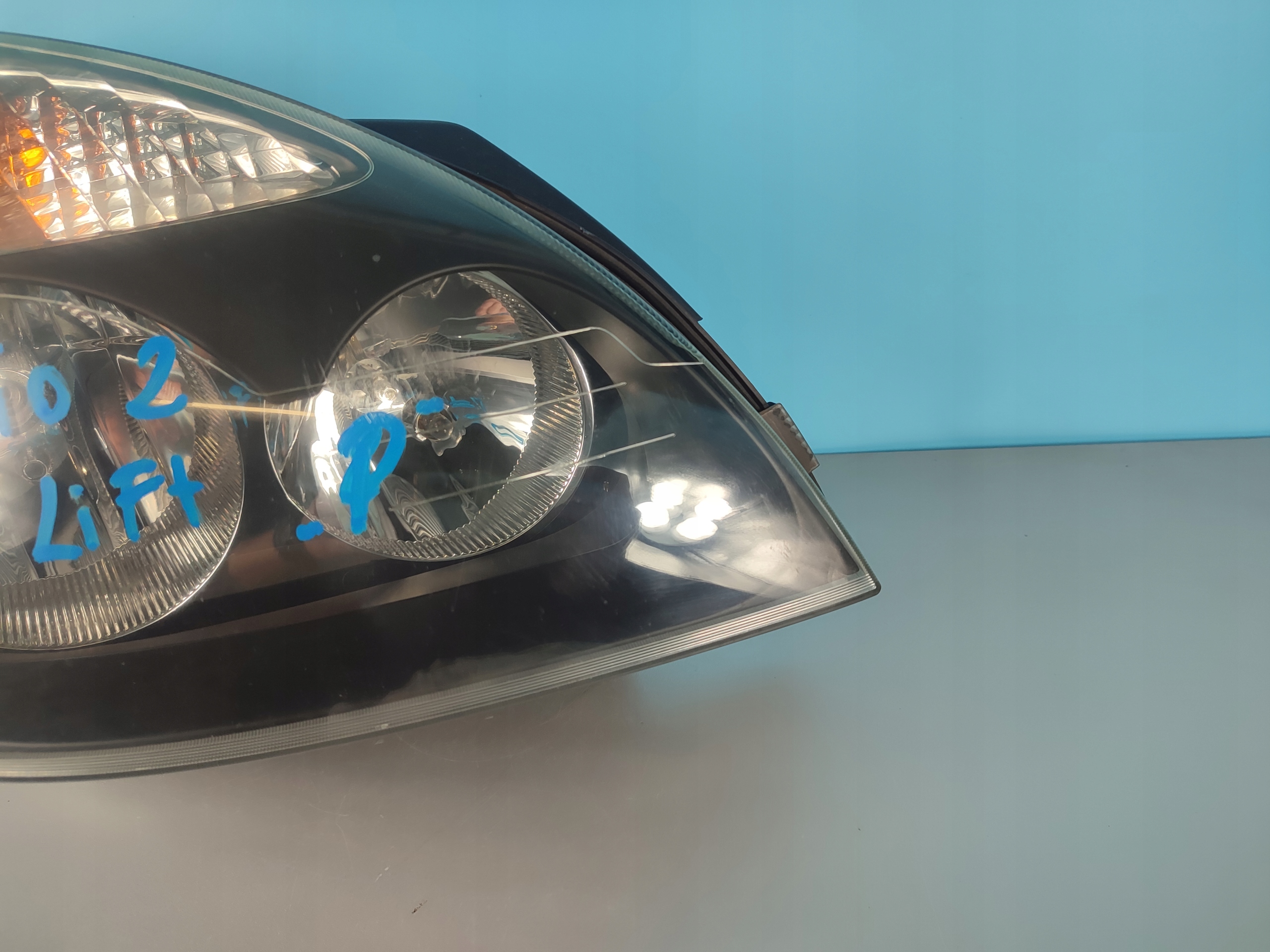 light right front front Renault Clio II LIFT