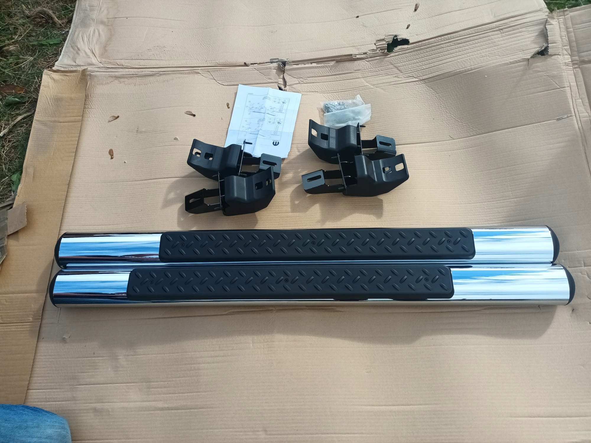 STOPNIE BOCZNE PROGI CHROM JEEP WRANGLER JK 2D Producent inny