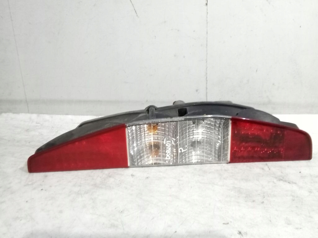 Fiat Doblo and light right rear part rear