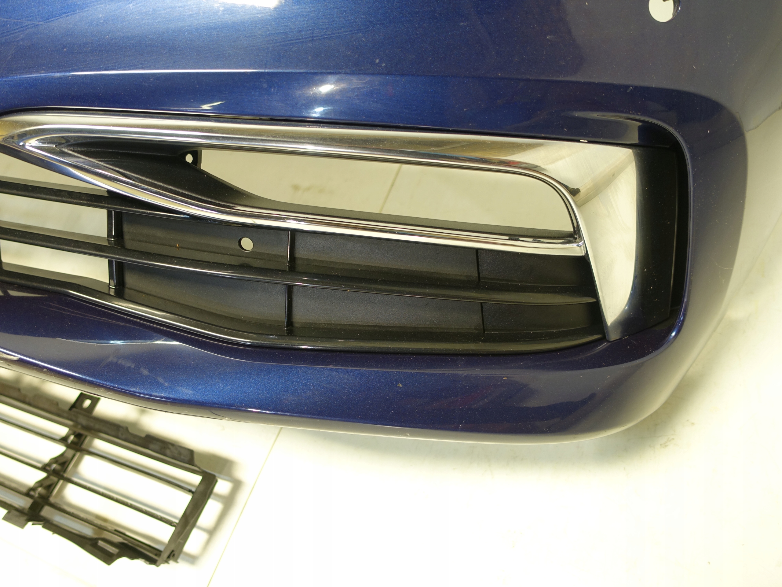 BMW 5 G30 G31 LUXURY LINE 7385336 2017-2020 KAMERA bumper front front