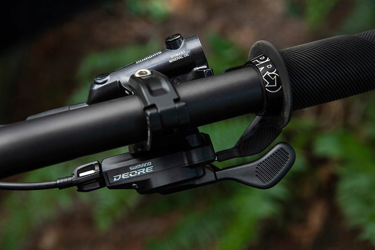 DŹWIGNIA PRZERZ. SHIMANO DEORE SL-M6100 12-RZ. Kod producenta ISLM6100IRA1P