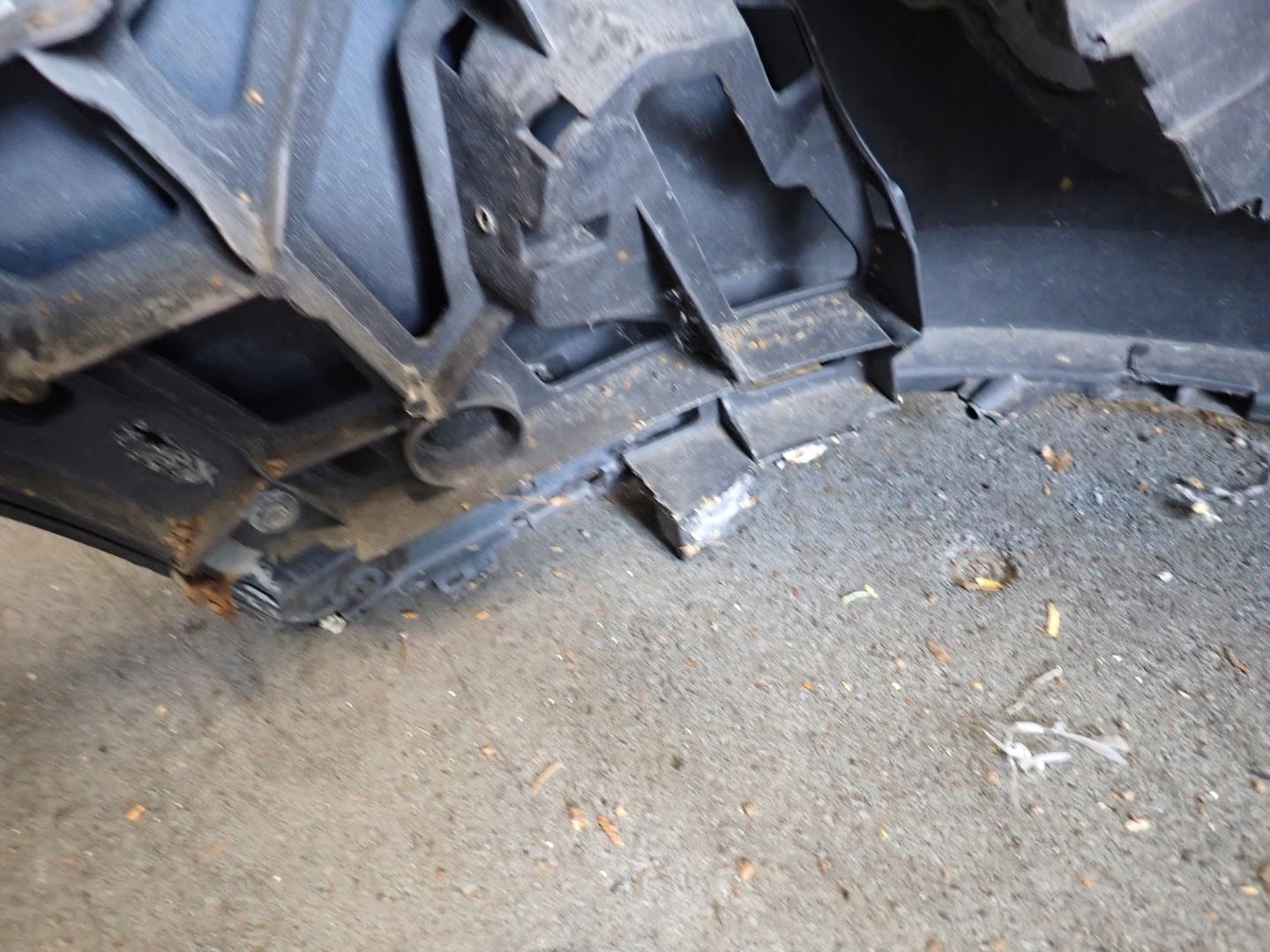 bumper front front PORSCHE CAYENNE and LIFT 2007- 7L5807221