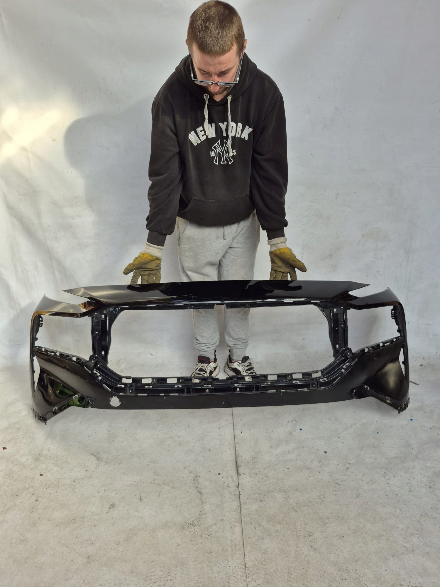 HYUNDAI SANTA FE IV LIFT 21- bumper front front PDC