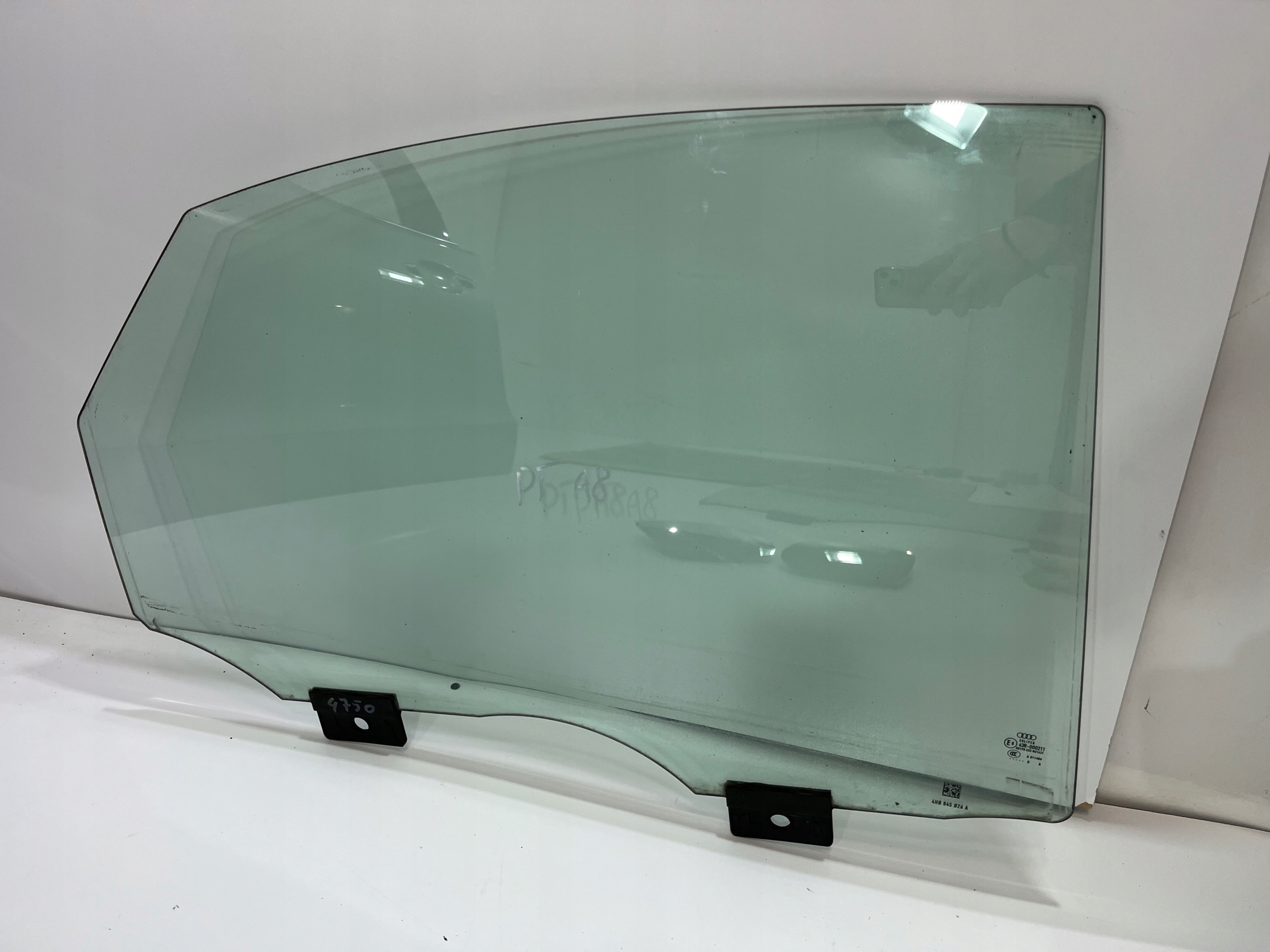 4H0845026A 68475634065315,267 - Заднее правое стекло AUDI A8 D4 не длинное, двойное