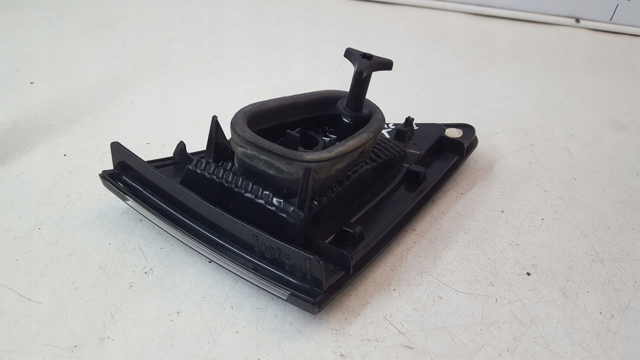 light rear right to the bonnet Renault Scenic III LIFT