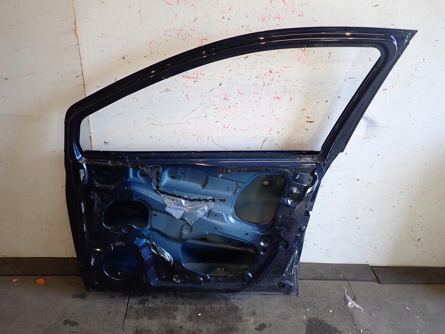 door front front right CHEVROLET TRAX