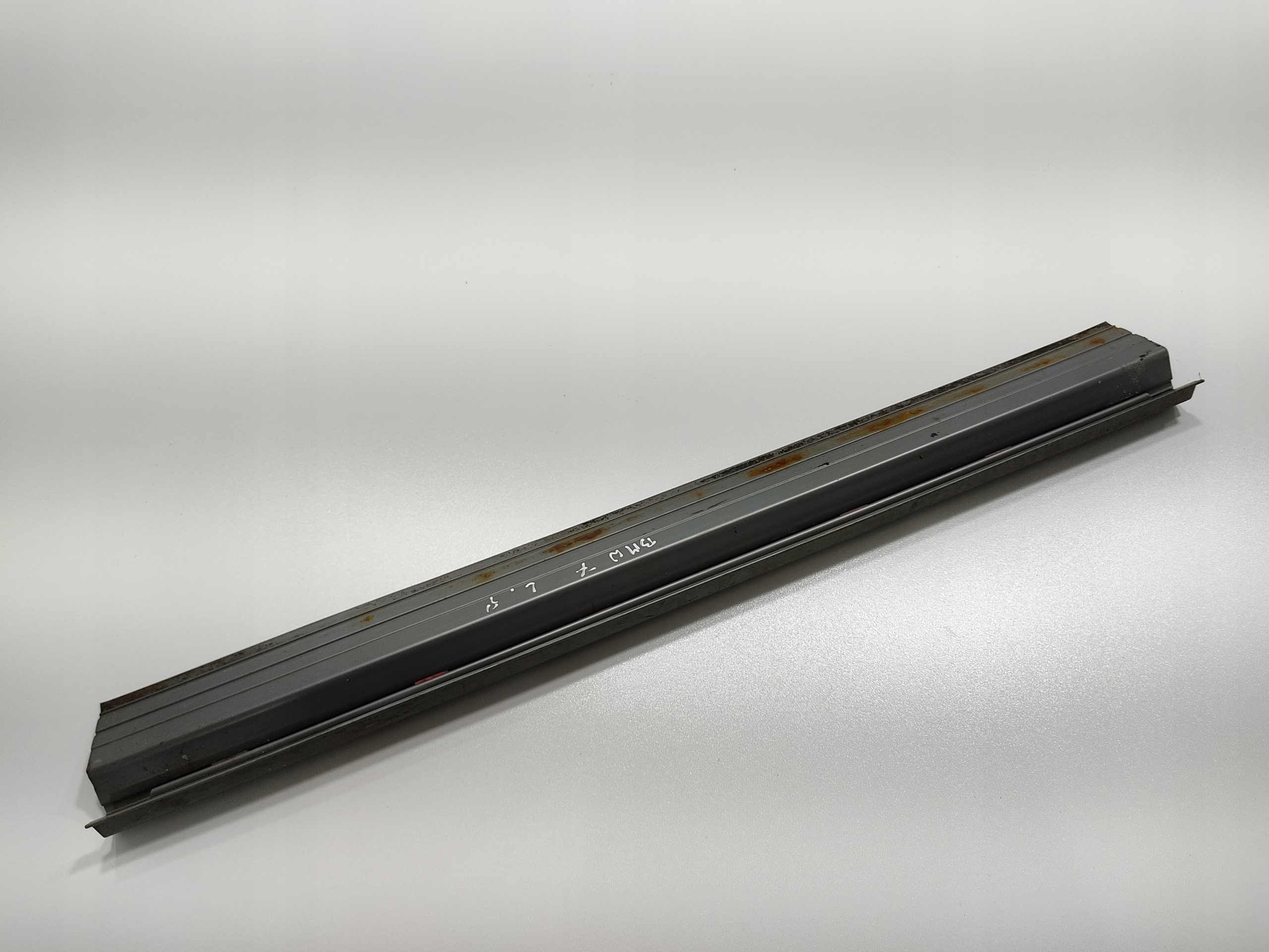 moulding cover of the threshold threshold left left front front BMW 7 E23 1977-1986
