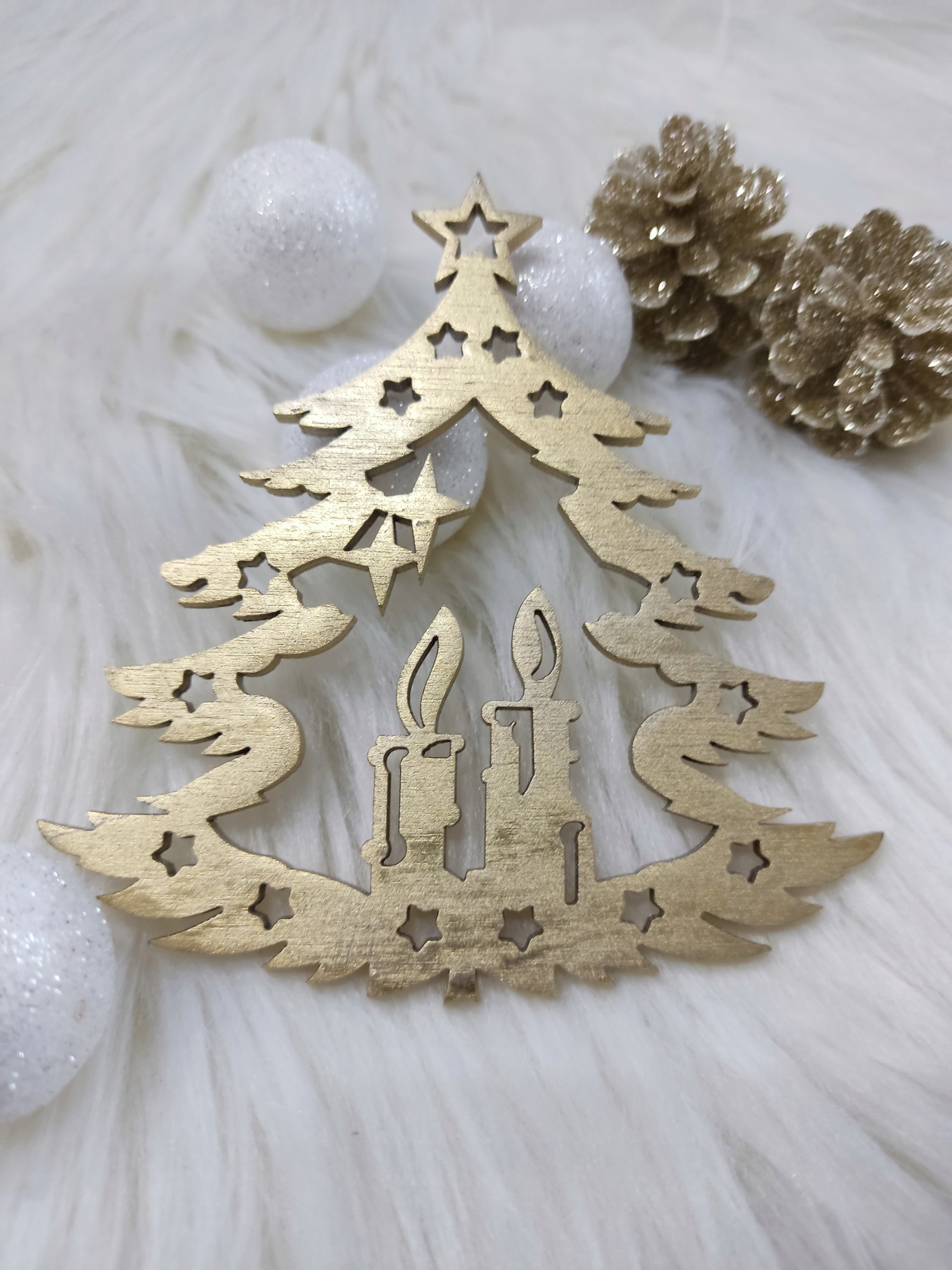 DREWNIANA BOMBKA NA CHOINKĘ zawieszka złota Motyw bombka