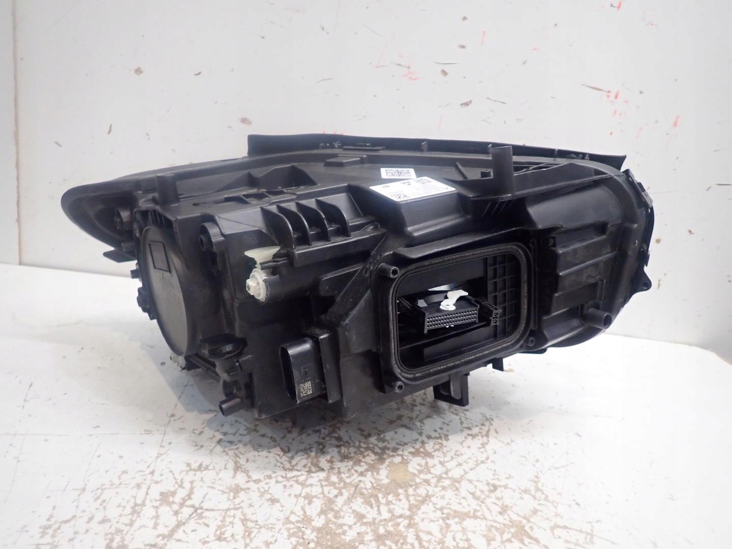 light front left MERCEDES B-KLASA W247 18 FULL LED