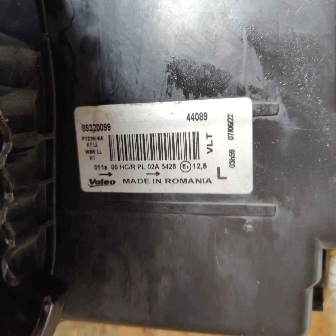 REFLEKTOR left front SEAT LEON and 1M light fog 89320099