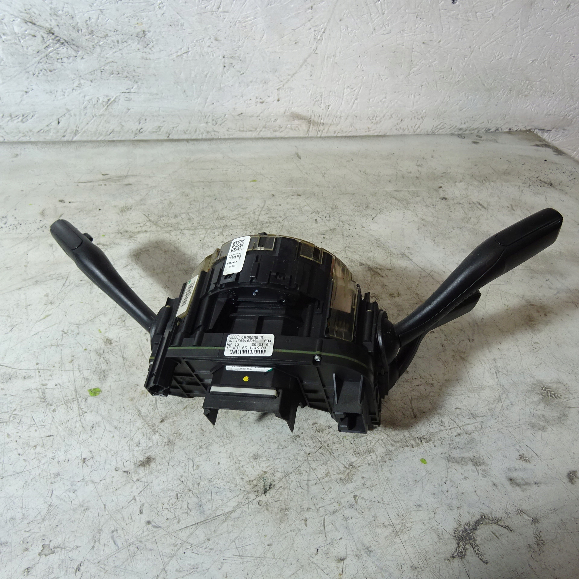 AUDI A8 D3 steering wheel levers and controls 4E0953549