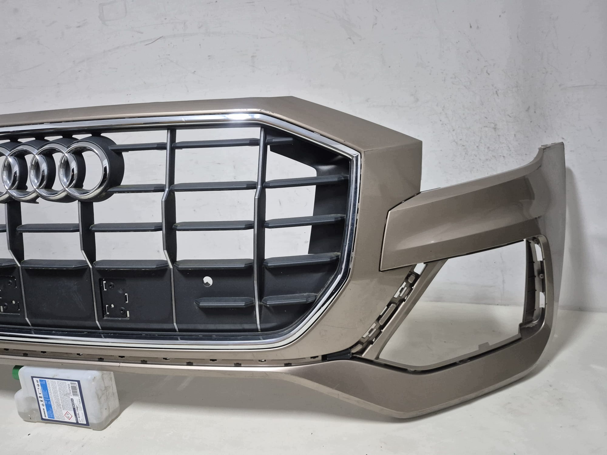AUDI Q8 4M8 ZWYKLY 18- bumper front front grill grid PDC 4M8807437
