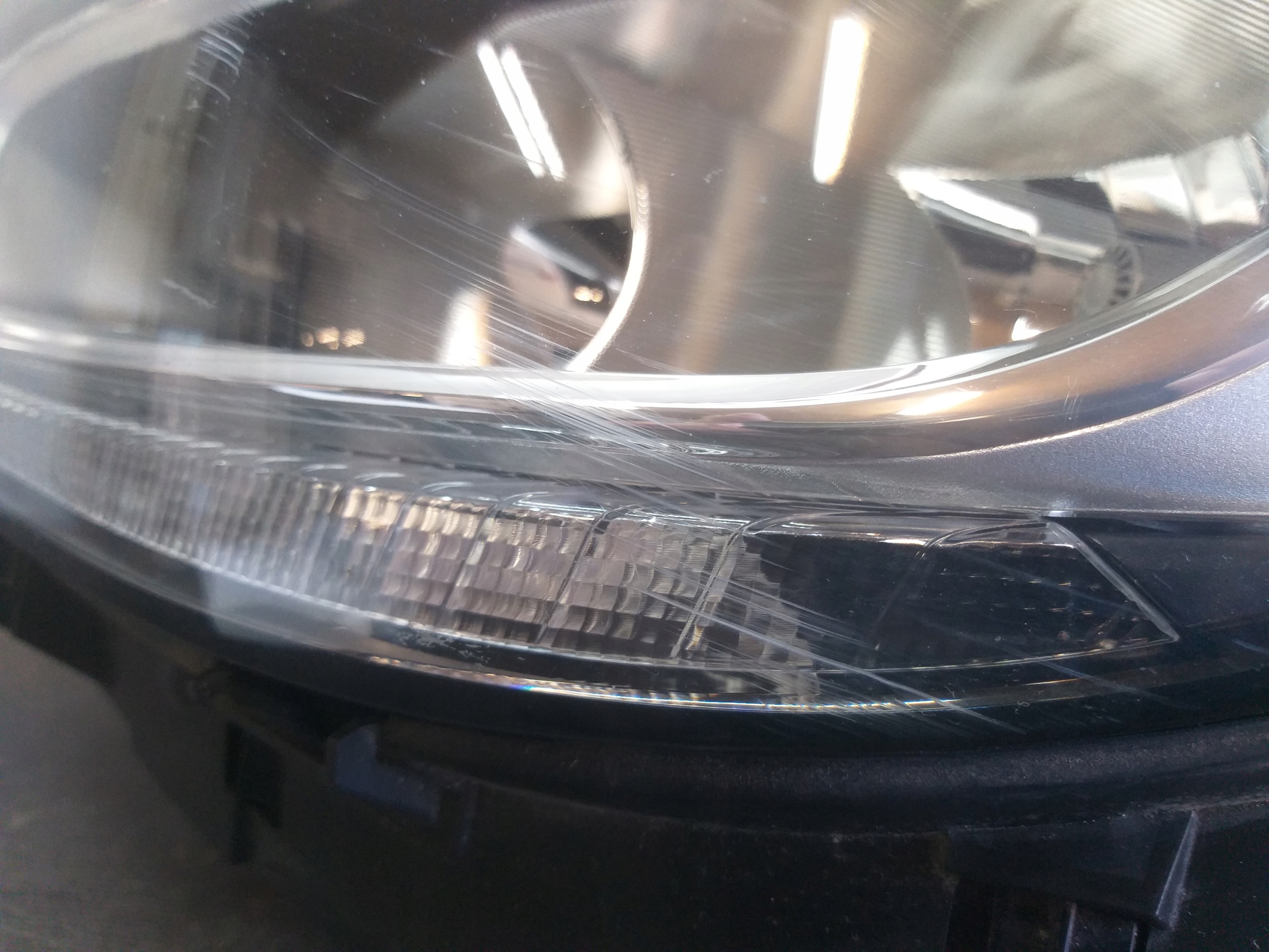 LIGHT FRONT LEFT MERCEDES B KLASA A2479067500 W247
