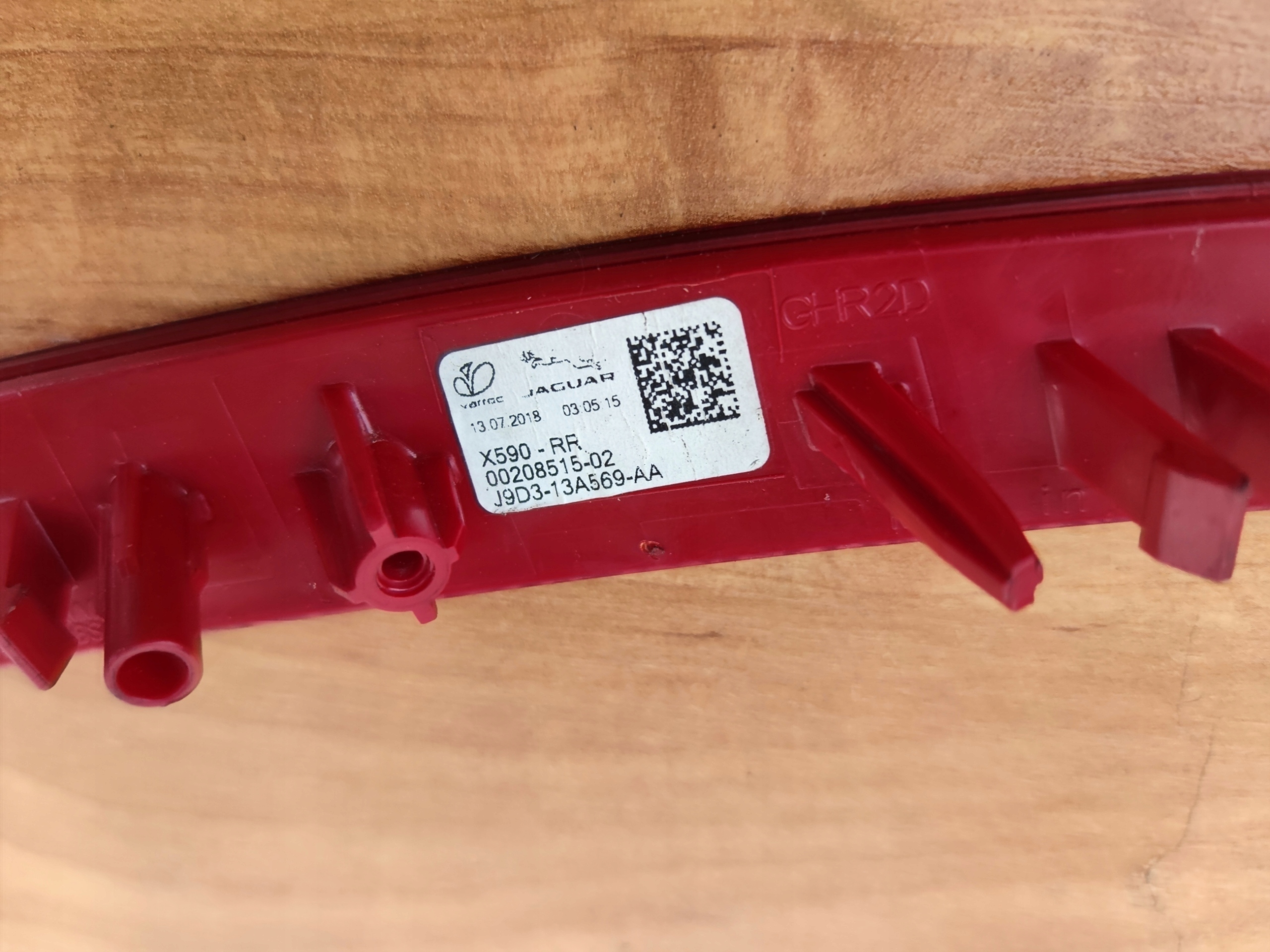 JAGUAR and PACE left ODBLASK light ODBLASKOWA rear part