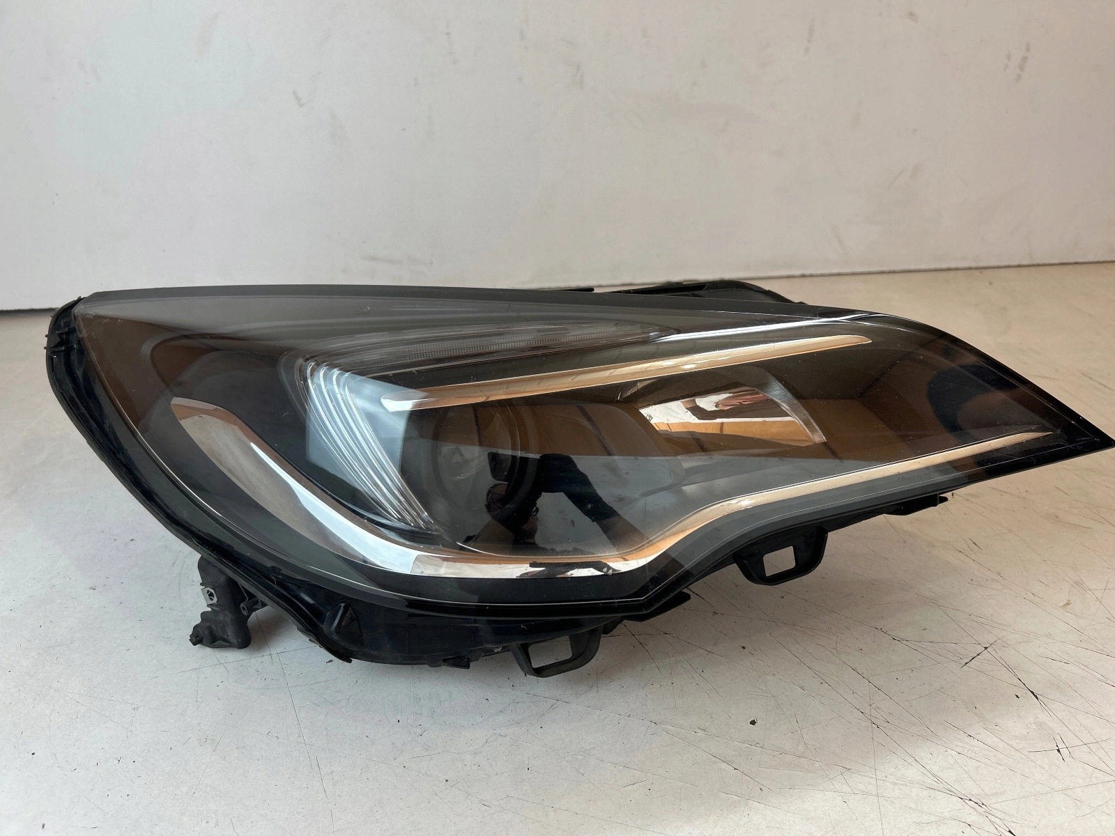light front front right Opel Astra K UK Anglik