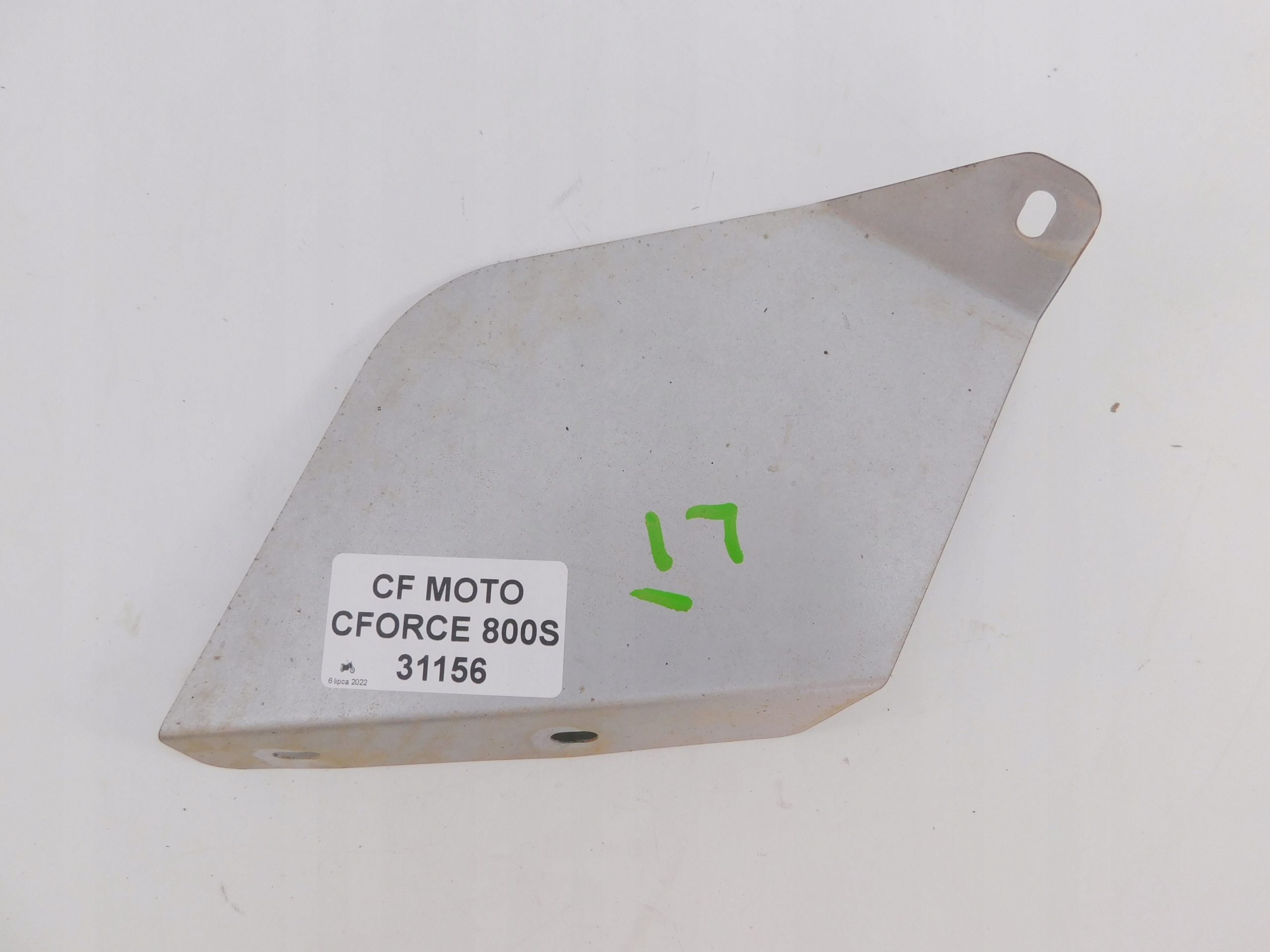 CF MOTO C-FORCE 800S OSŁONA WAHACZA TYŁ LEWA M1