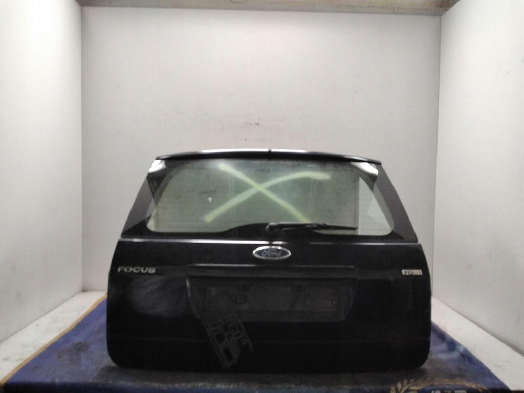 FORD FOCUS II KOMBI TYLNA KLAPA