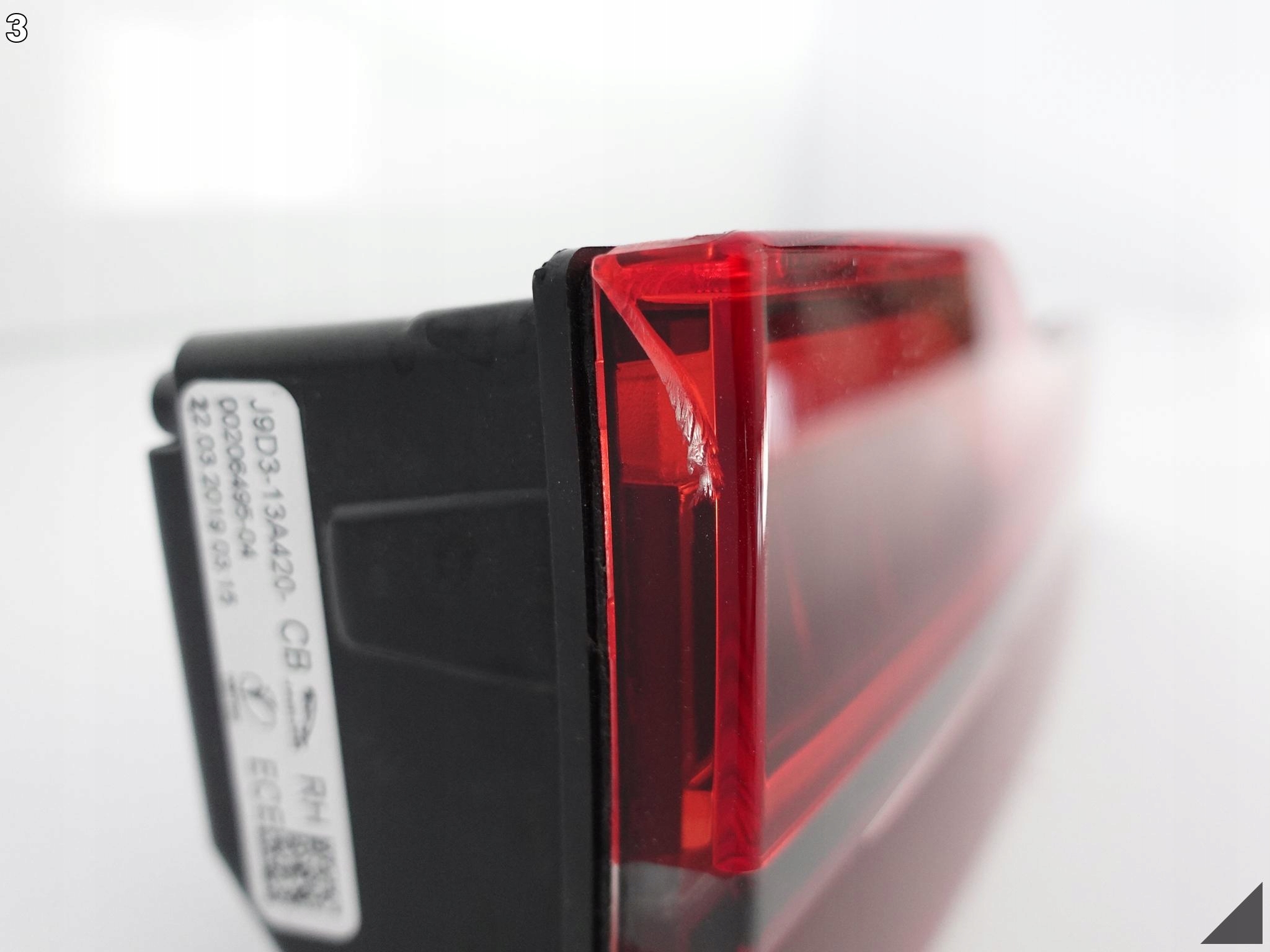 JAGUAR and-PACE X590 LED light to the bonnet right rear part