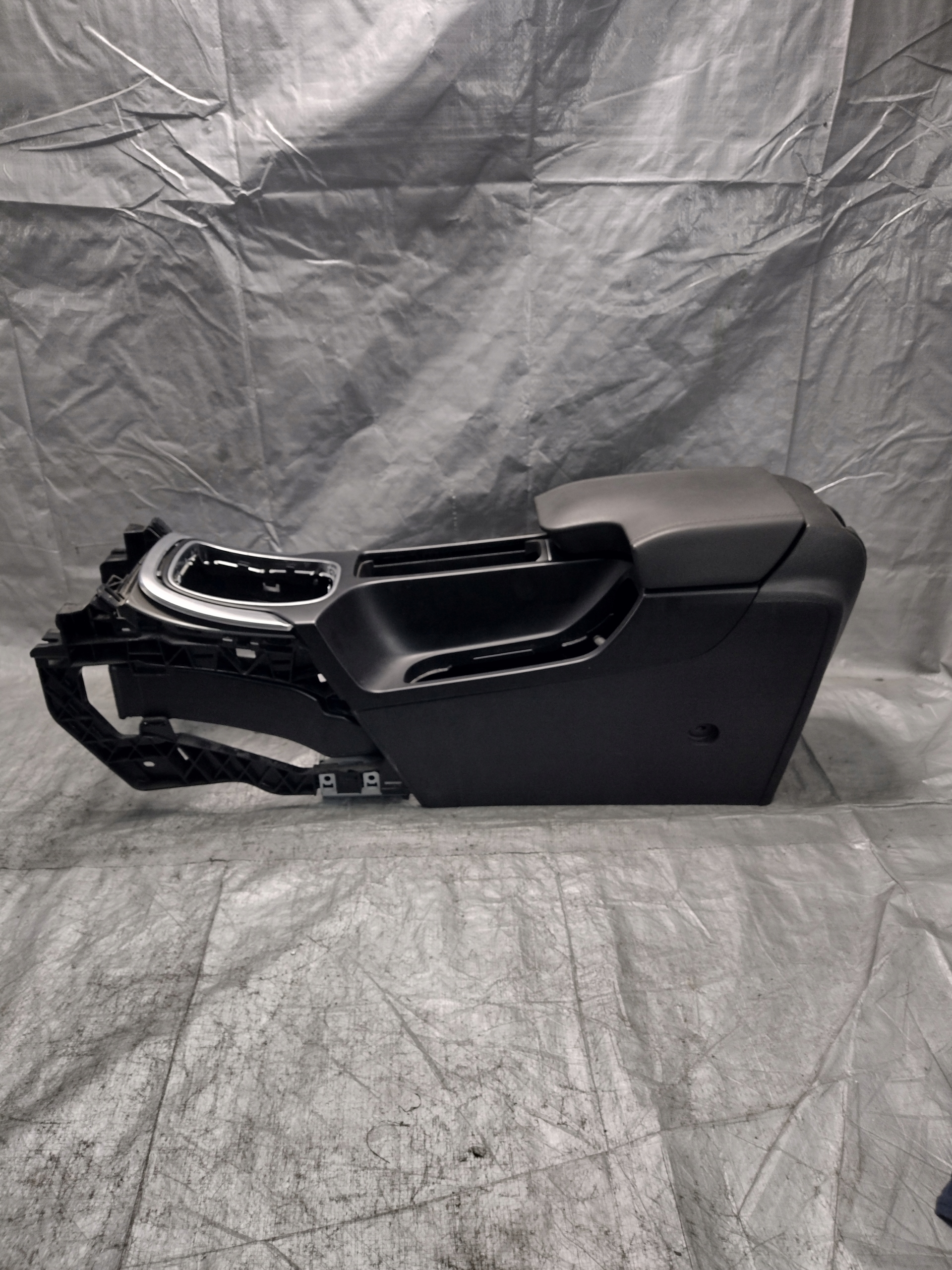 тунель середина opel INSIGNIA A универсал