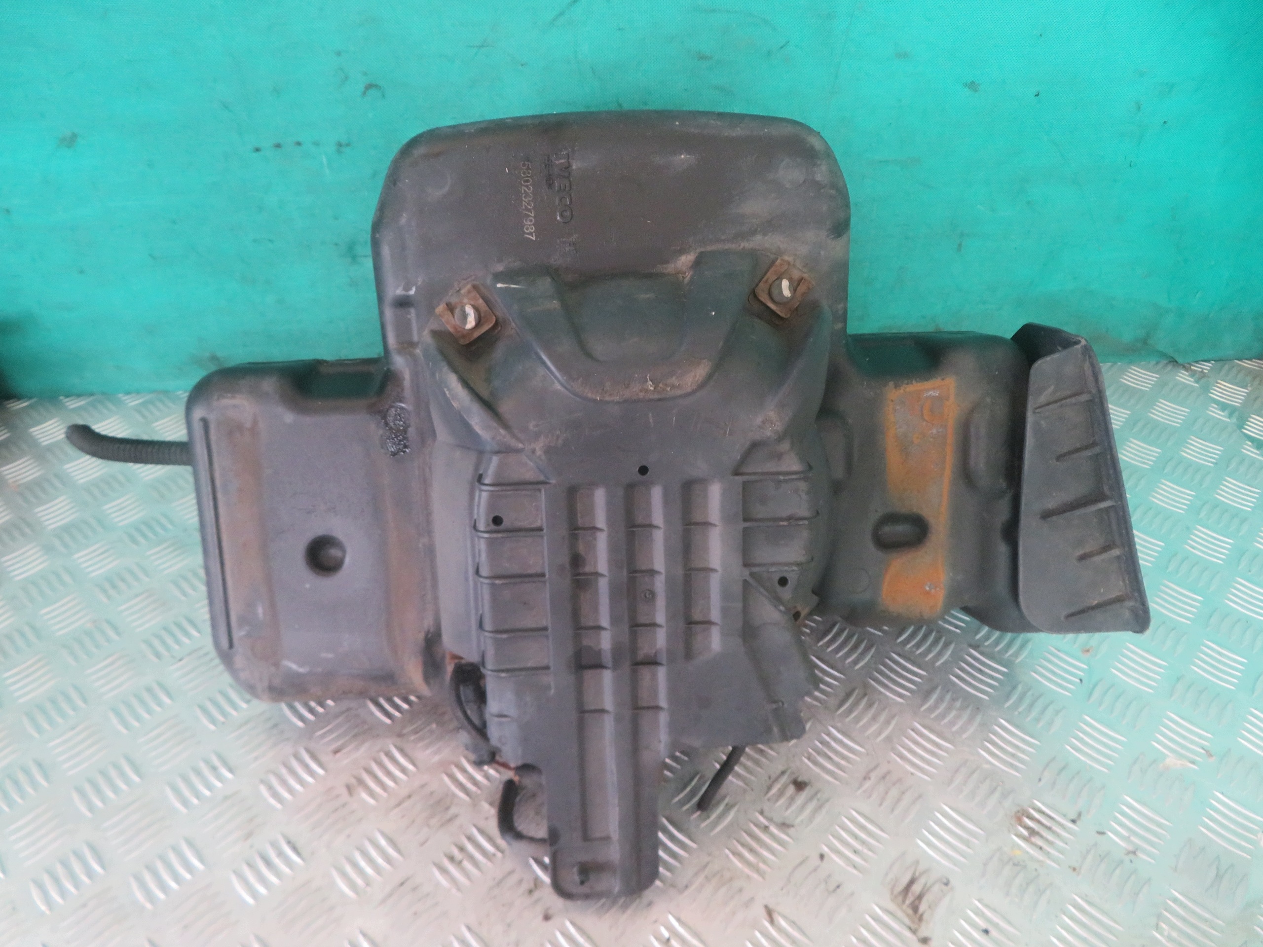 serbatoio pompa ADBLUE IVECO DAILY 2.3 21R 5802327987