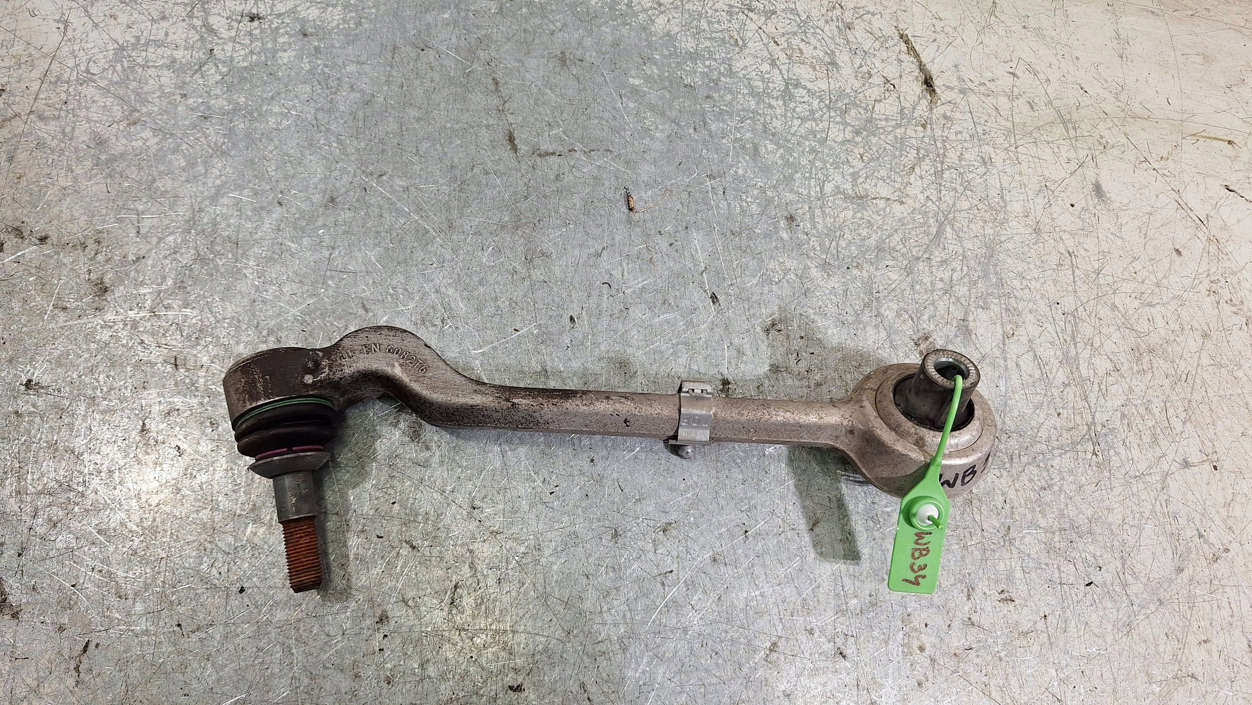 arm left front upper 6763699L BMW E81 E87 E90 E91