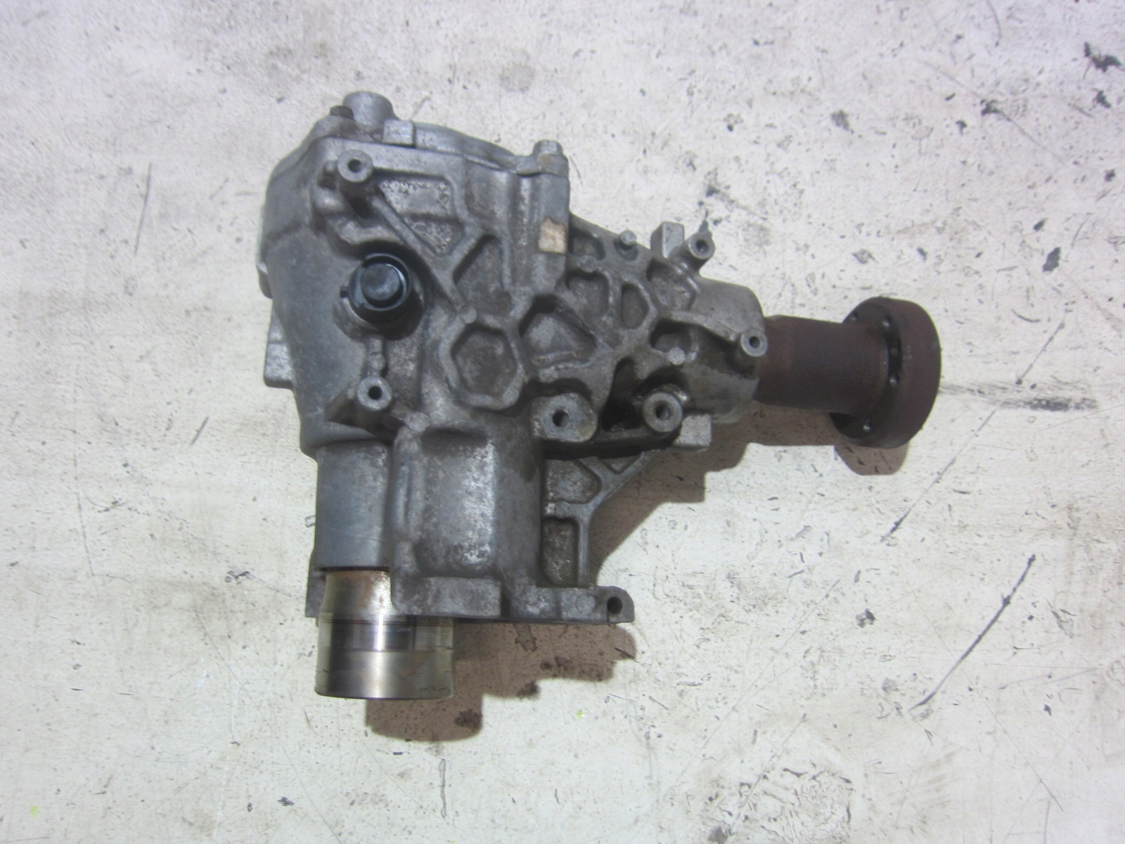VOLVO XC90 II XC 90 2.0 T6 AWD REDUKTOR gearboxes diff differential front 31492030
