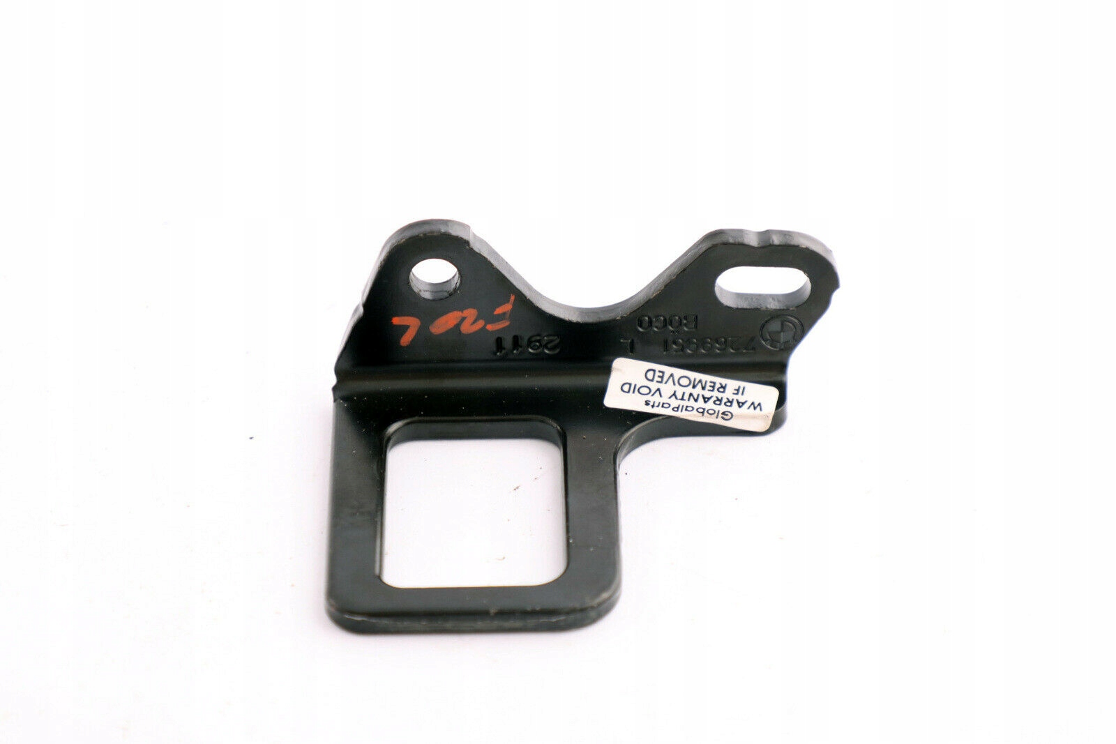 BMW F20 F21 F30 Ригель кріплення спинки лівий зад.