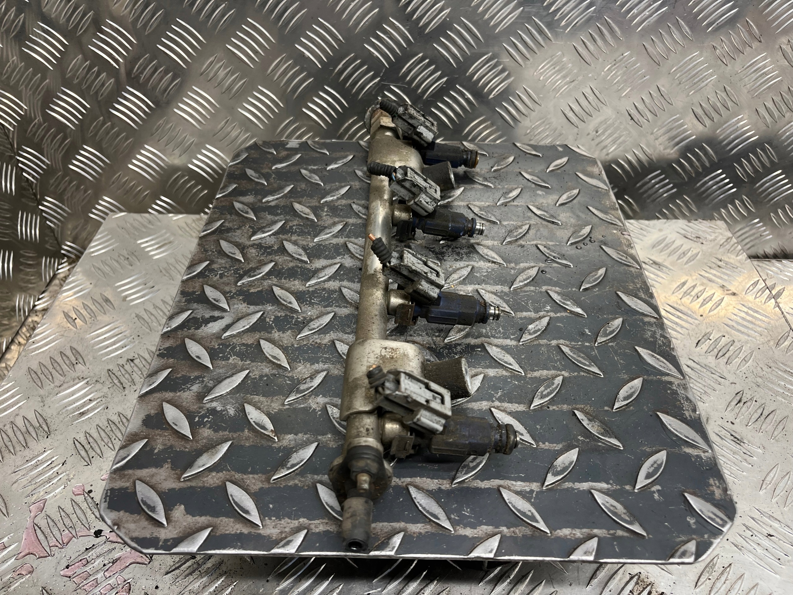 Rampe injection KIA SOUL 35310-2B000