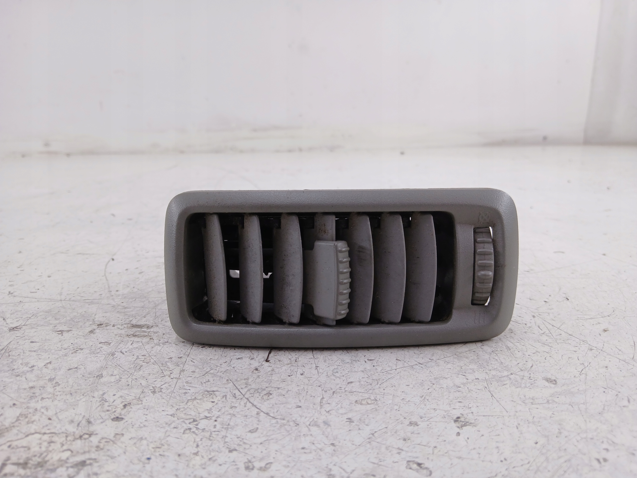 RENAULT TRAFIC II VIVARO grid air conditioning devices left front