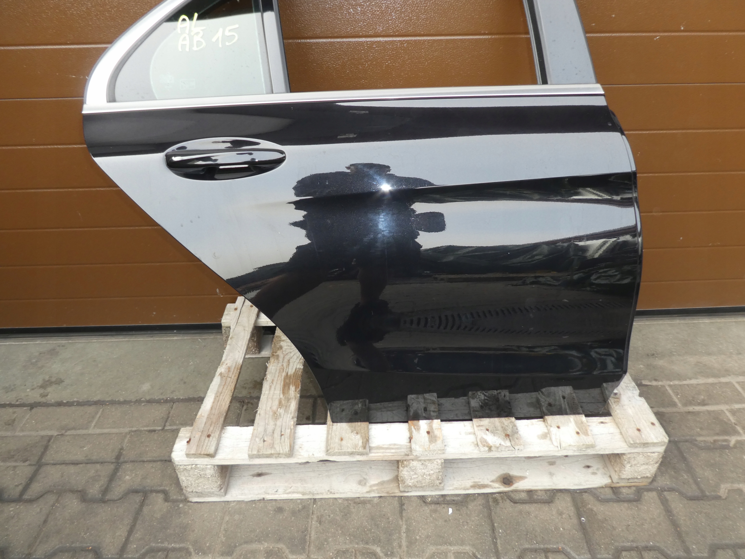door rear part right MERCEDES C KLASA A2057320210 complete black,