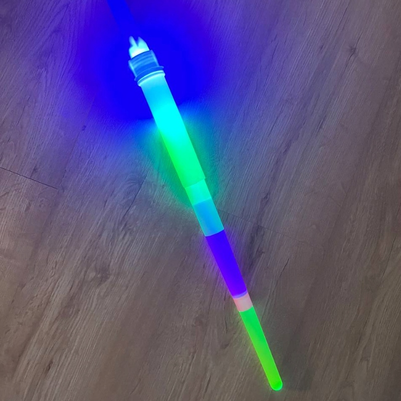 MIECZ ŚWIETLNY PARTY LED TELESKOPOWY DLA DZIECI SKŁADANY Z BATERIAMI - 3X Płeć uniseks