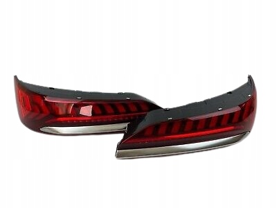 AUDI Q7 4M 2 II LIFT 19- LAMPA PRAWA TYLNA USA 4M0945308A - CAŁA - ŁADNA