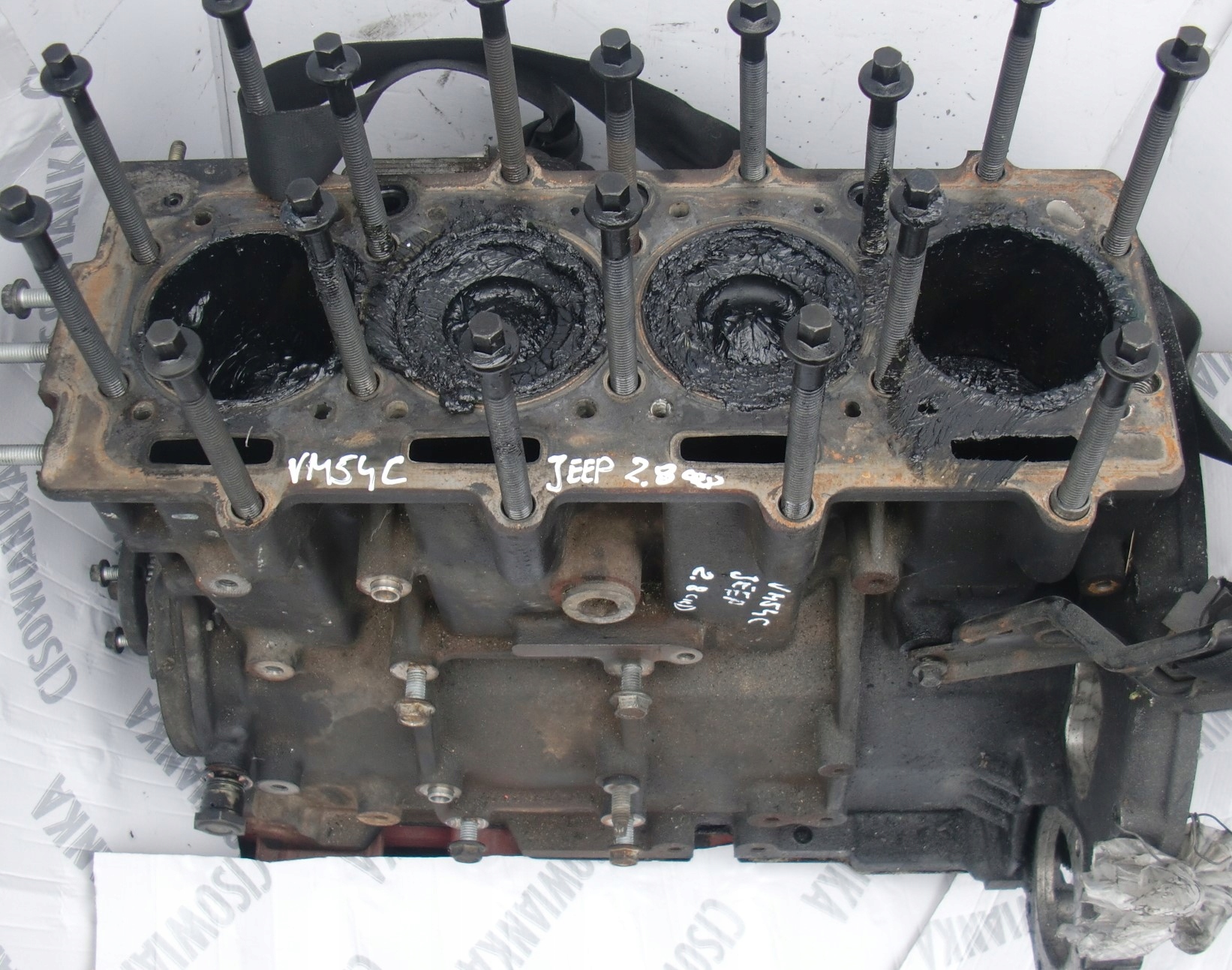 JEEP CHEROKEE KJ LIBERTY 2.8CRD VM54C BLOK DÓŁ SILNIKA TŁOKI WAŁ