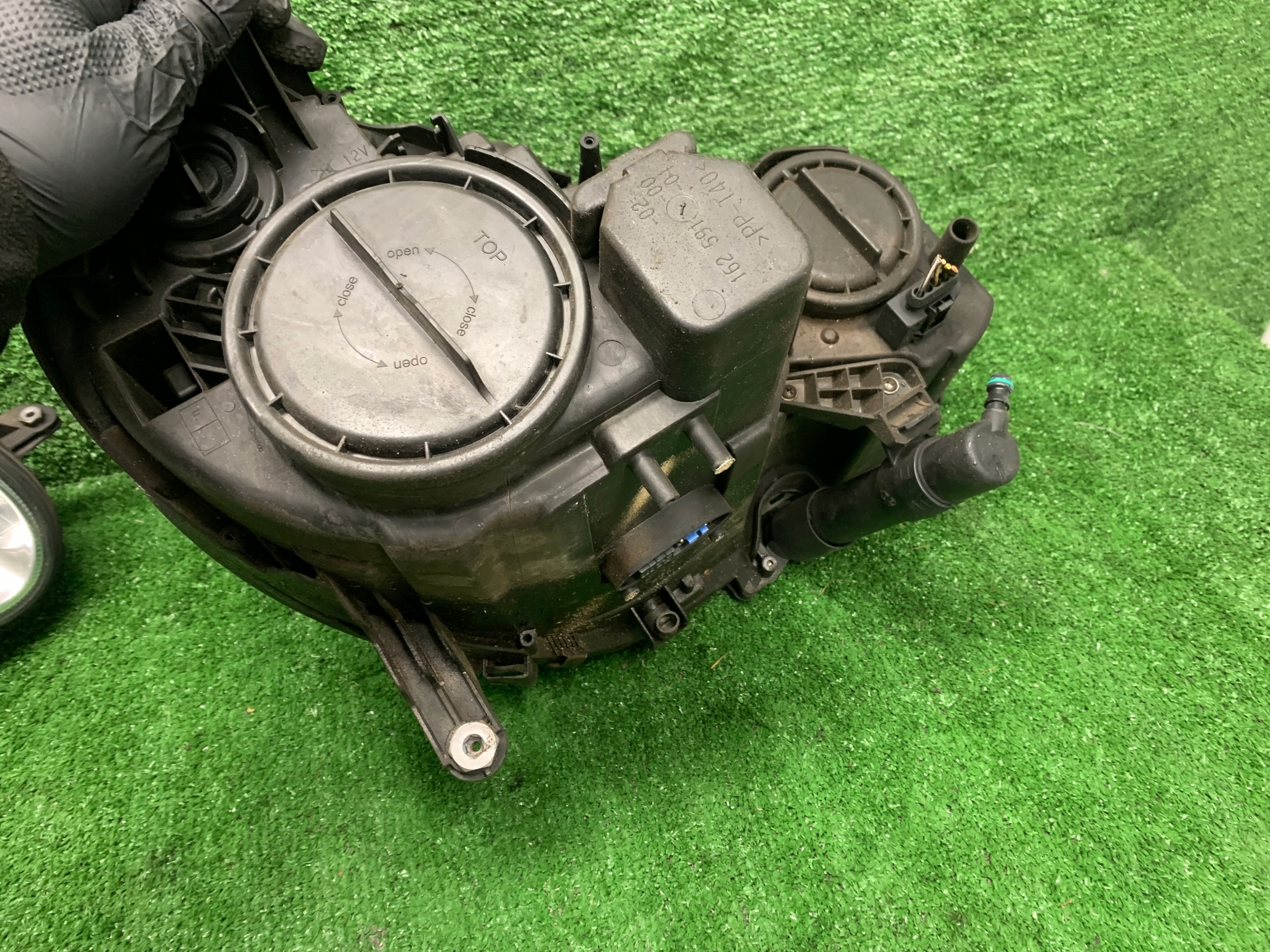 nice light front front left MERCEDES W211 BI - XENON EUROPA LIFT